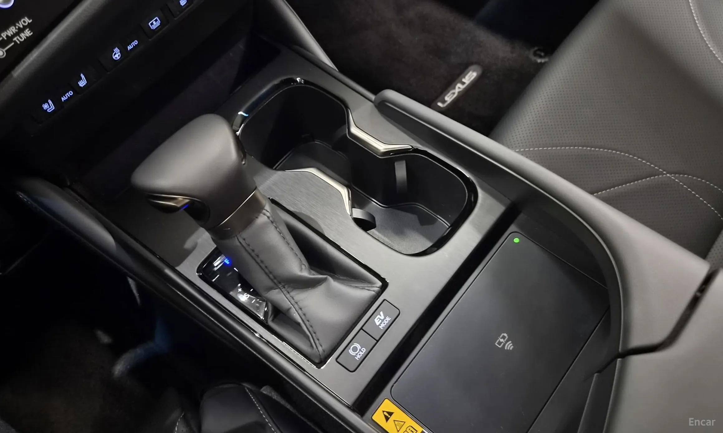 Lexus ES300h 7th Generation превью 9