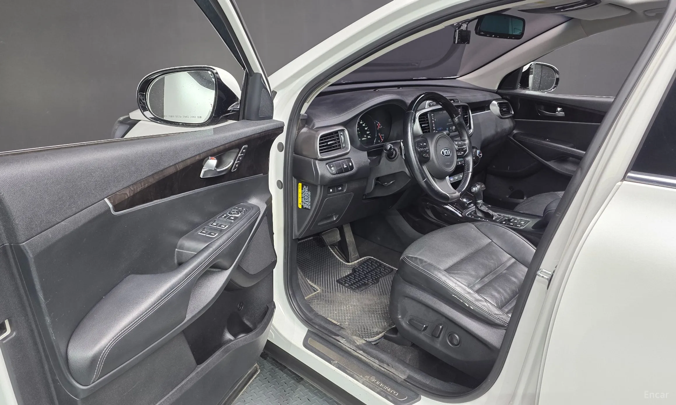 Kia Sorento превью 10