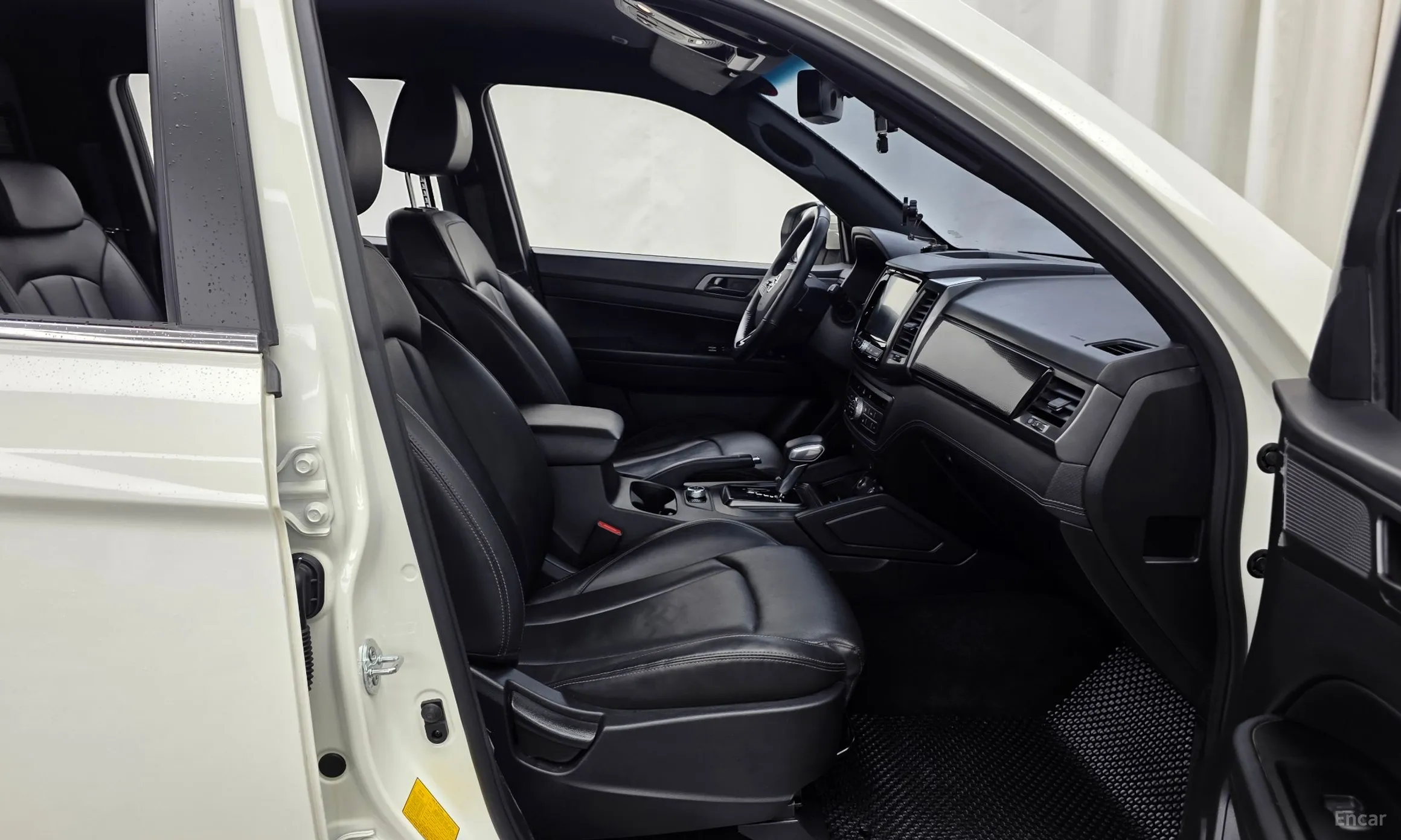 KG Mobility (SsangYong) Rexton Sports превью 11