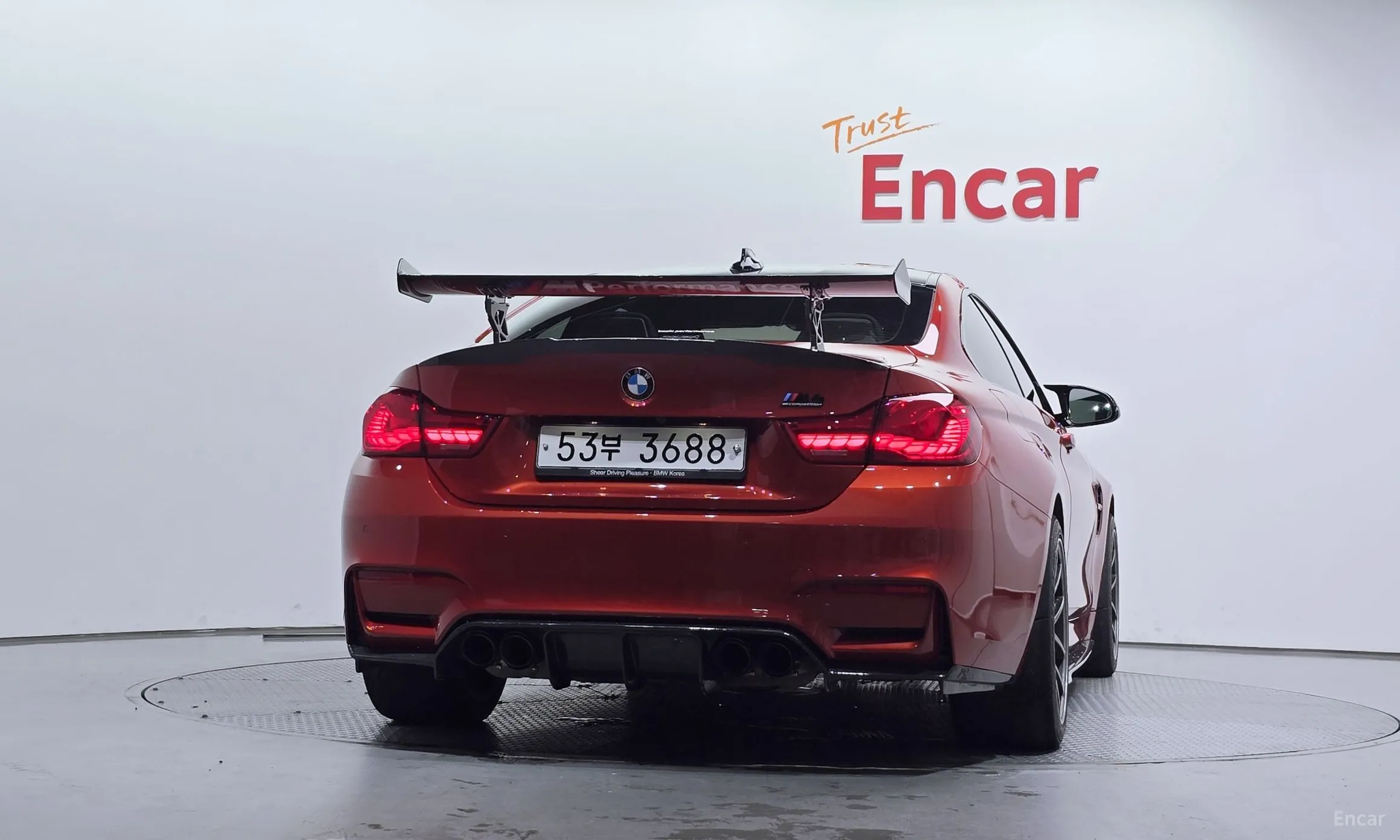 BMW M4 (F82) превью 4