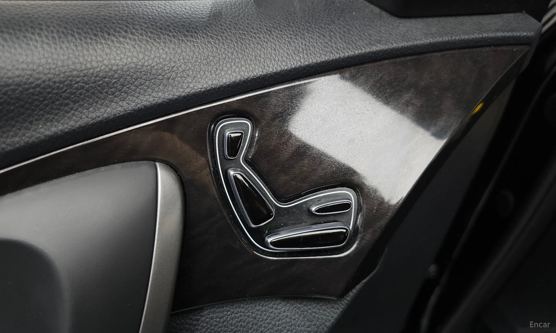 Hyundai Grandeur HG превью 20