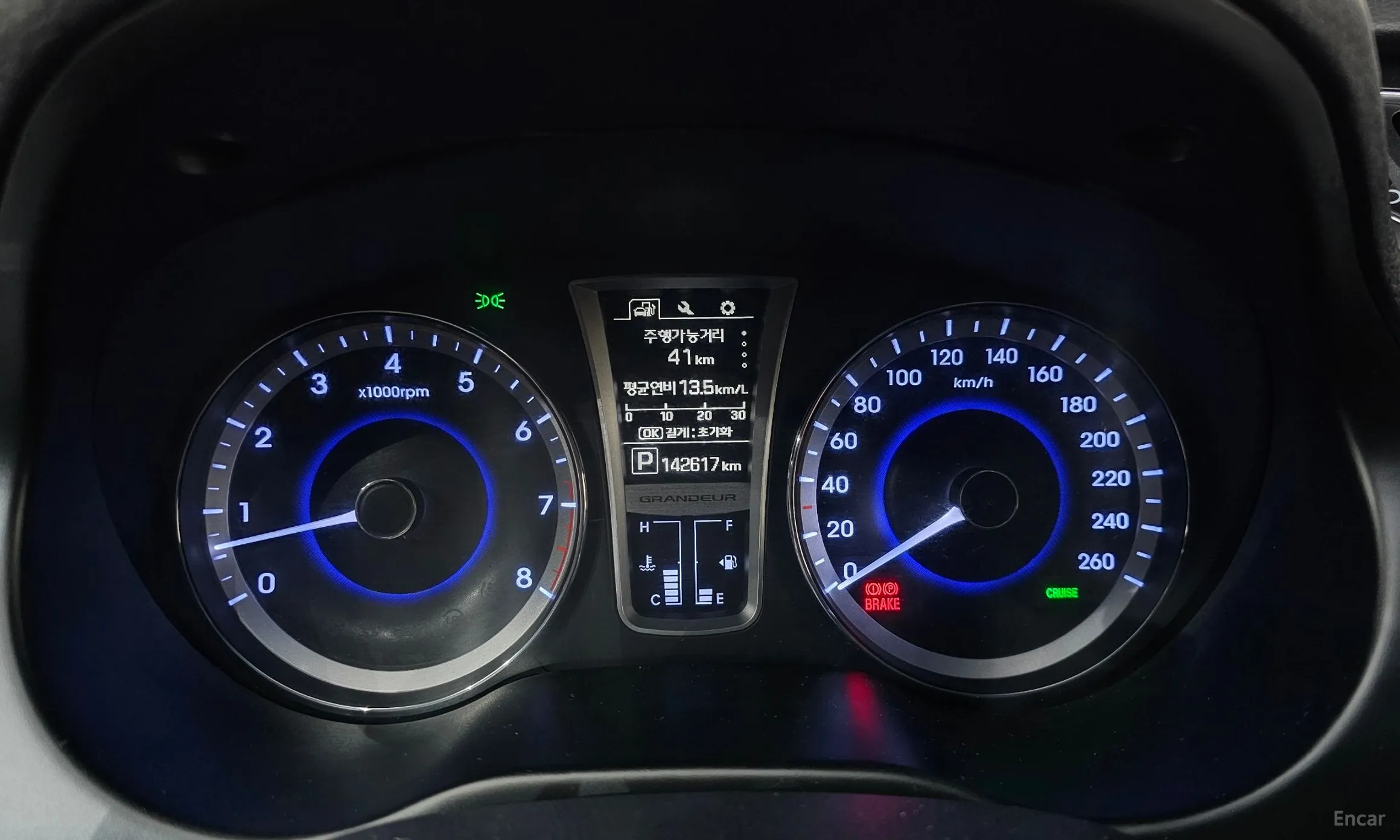 Hyundai Grandeur HG превью 8