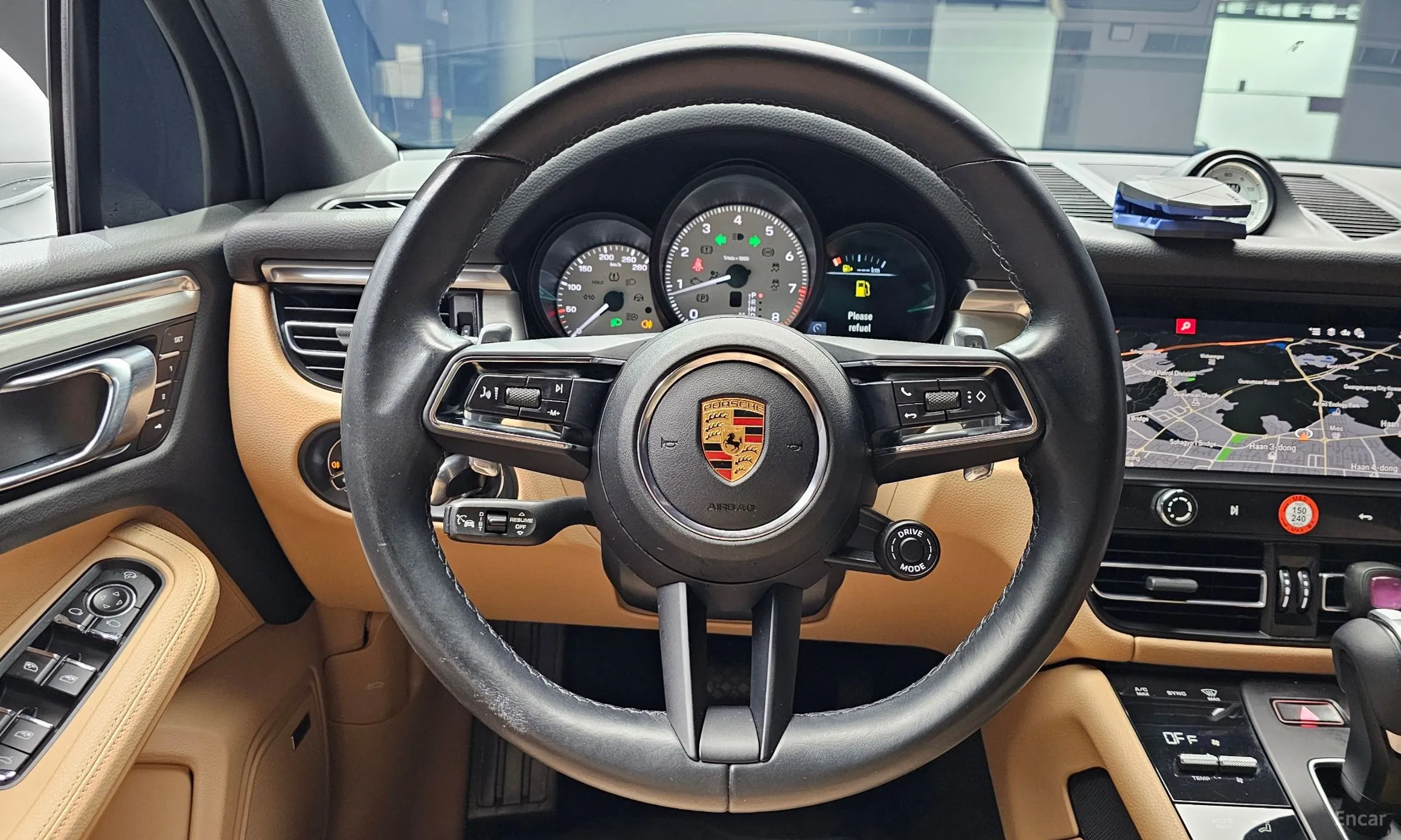 Porsche Macan превью 13