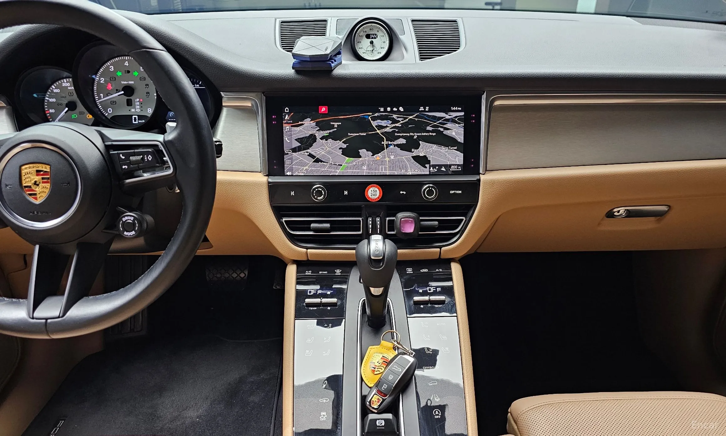 Porsche Macan превью 18