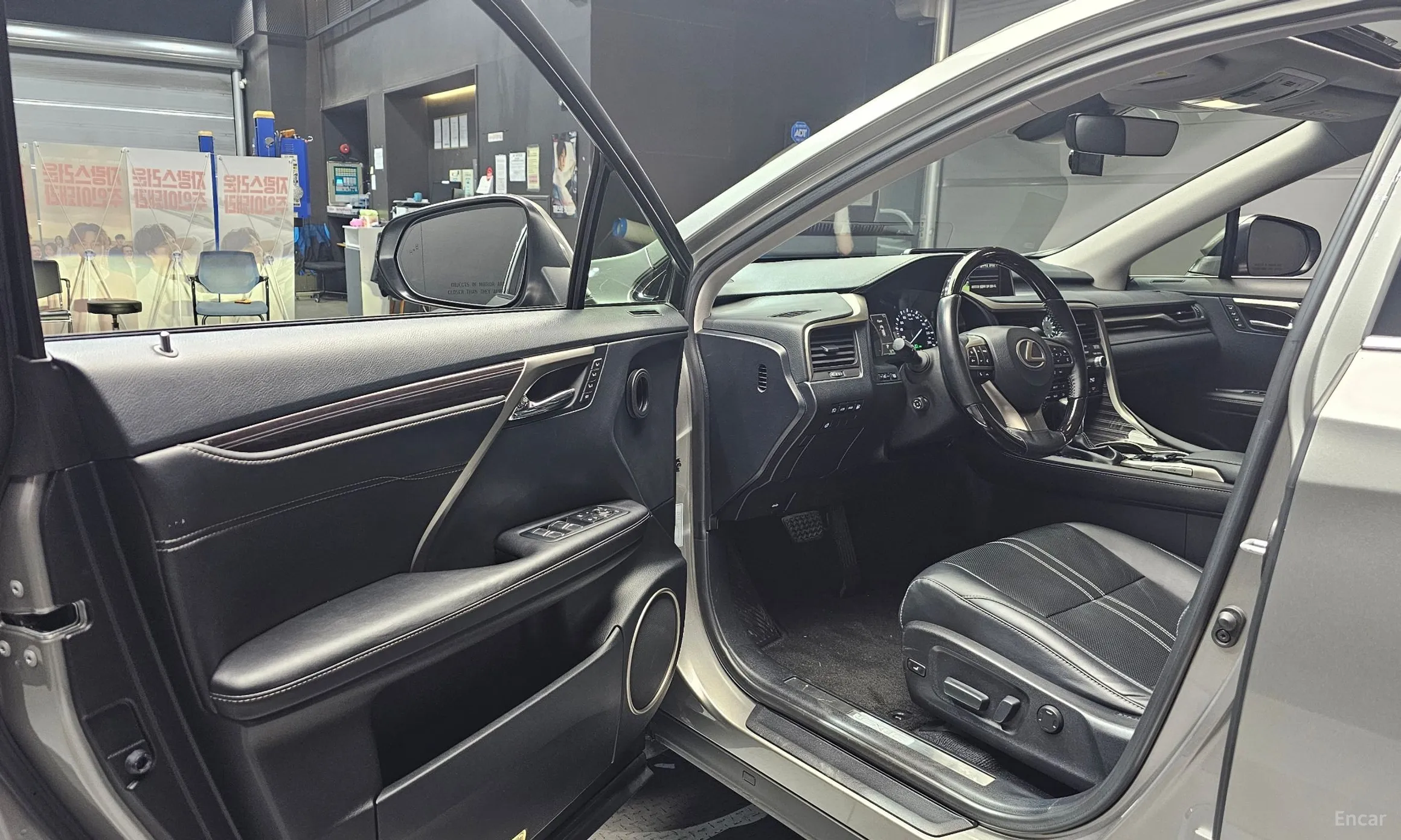Lexus RX450h Gen 4 превью 10