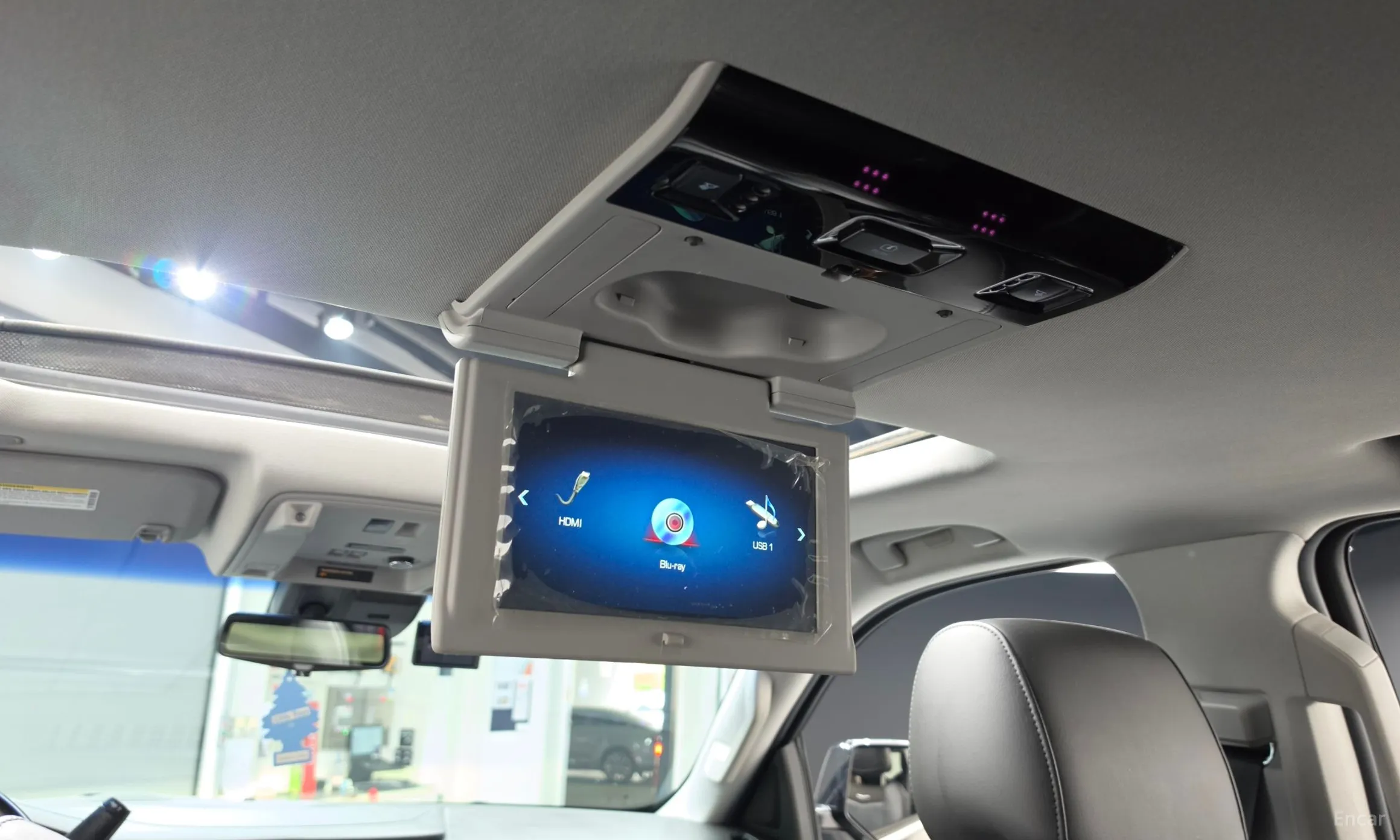 Cadillac Escalade превью 19