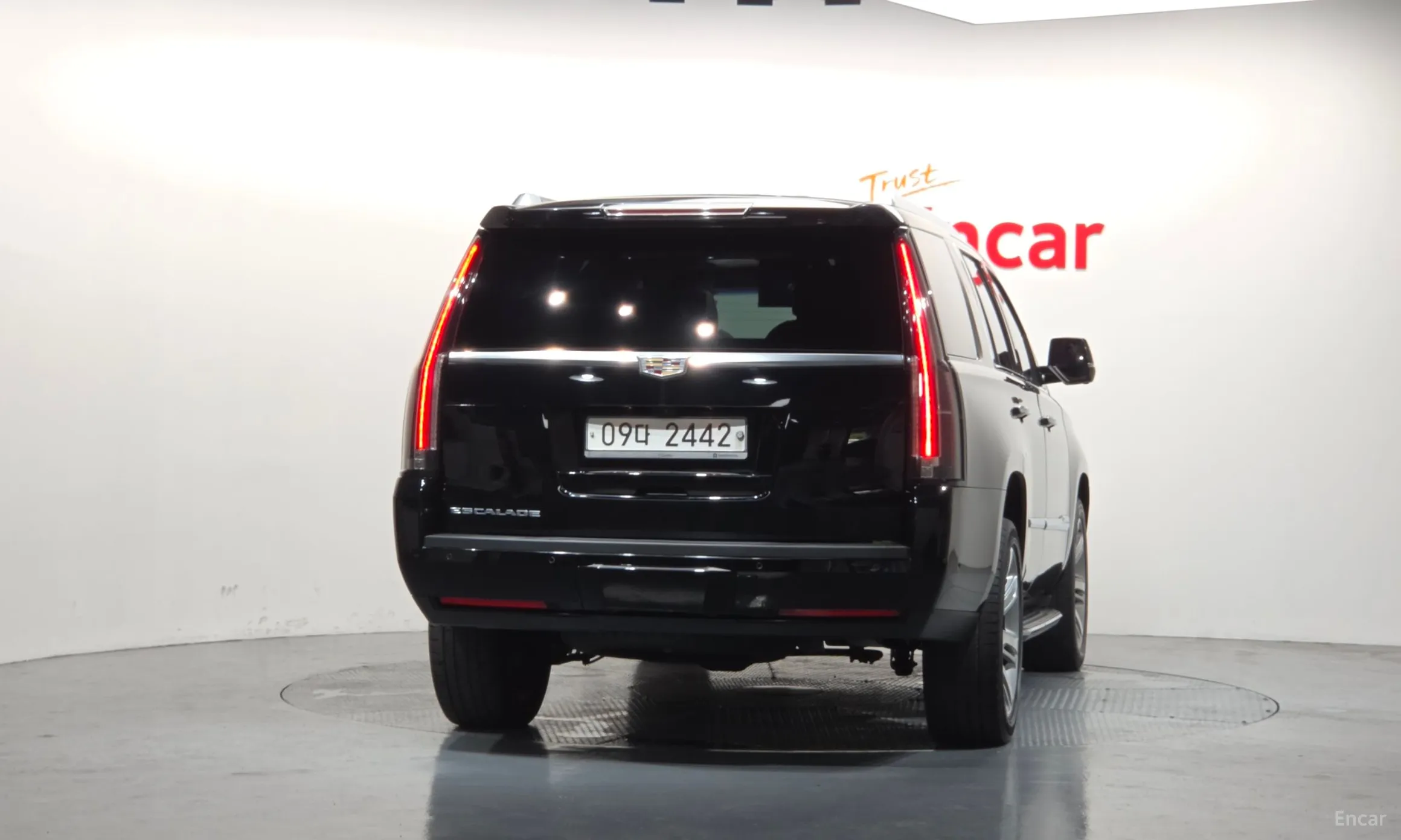 Cadillac Escalade превью 4
