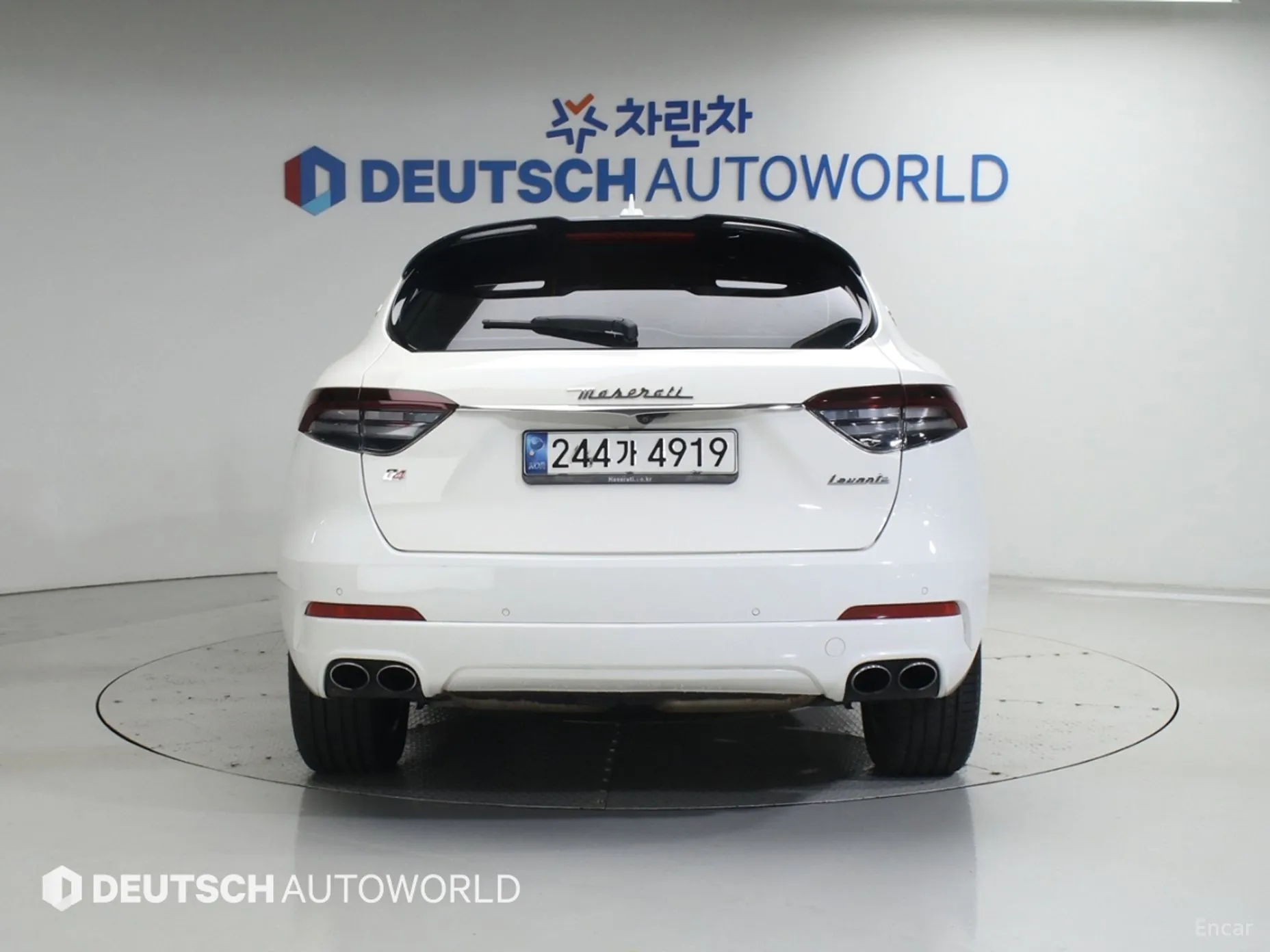 Maserati Levante превью 4