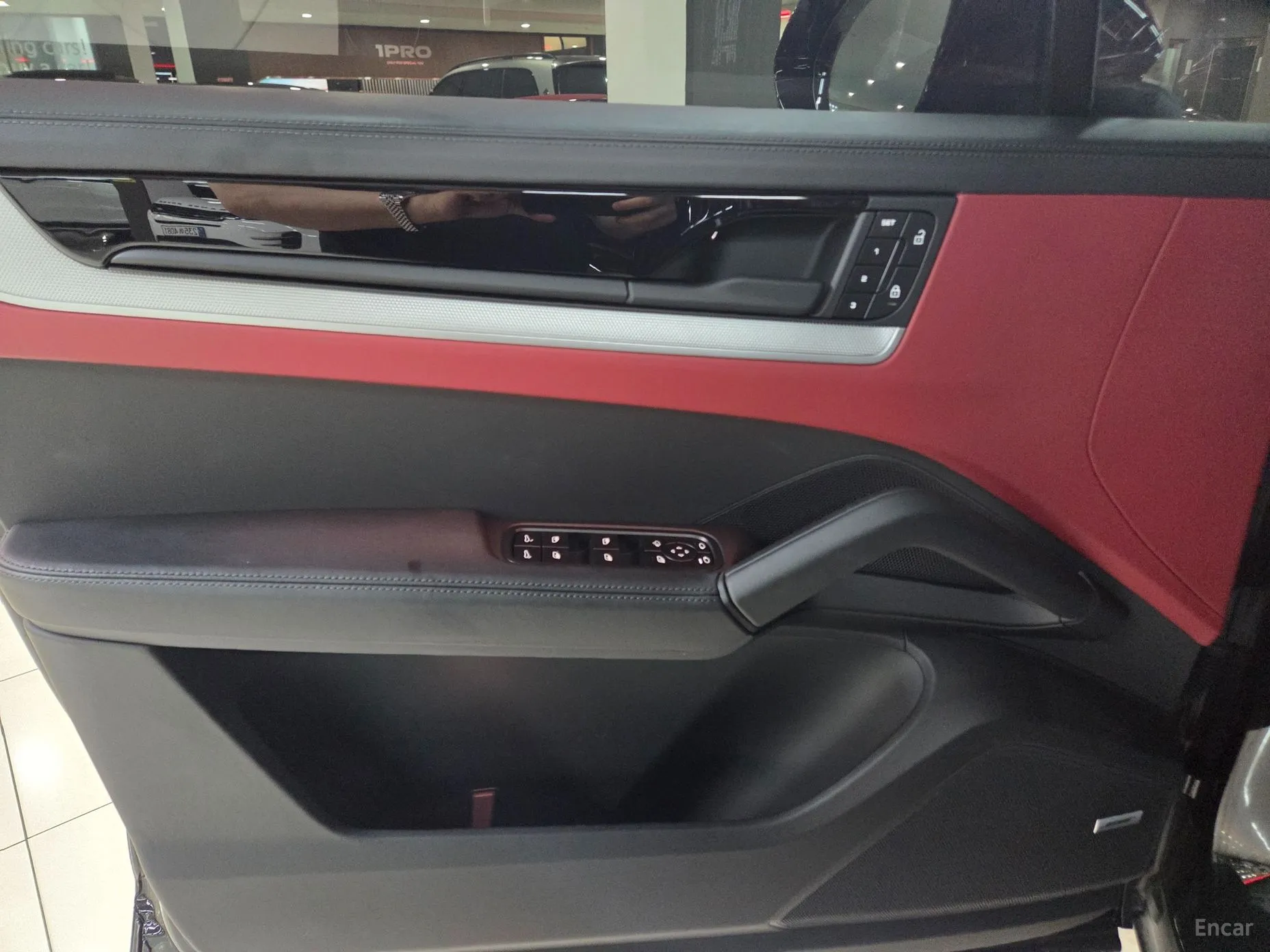 Porsche Cayenne (PO536) превью 10