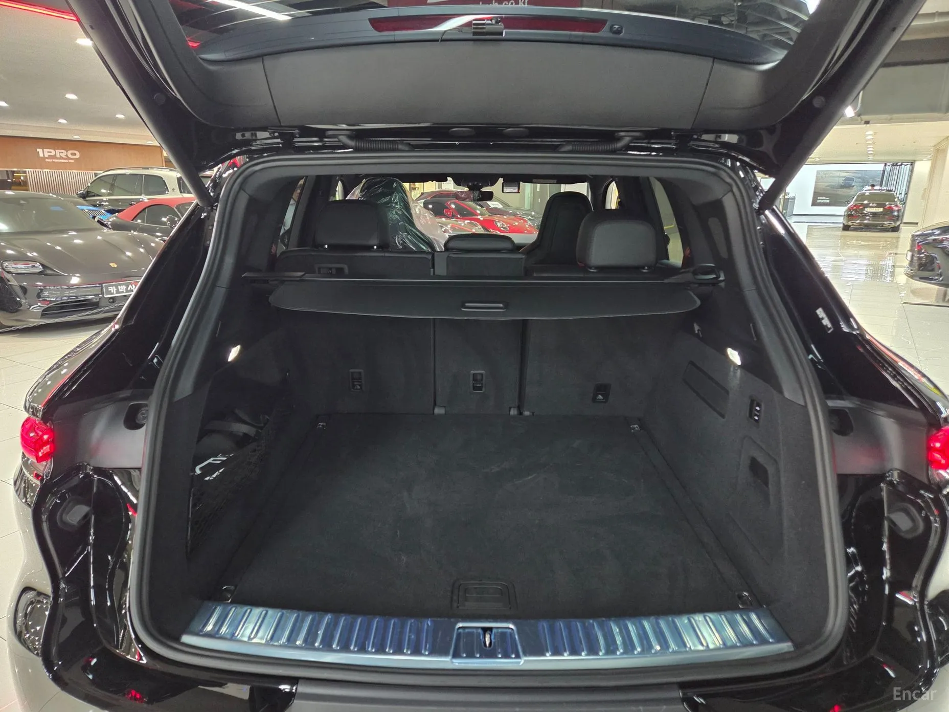 Porsche Cayenne (PO536) превью 6