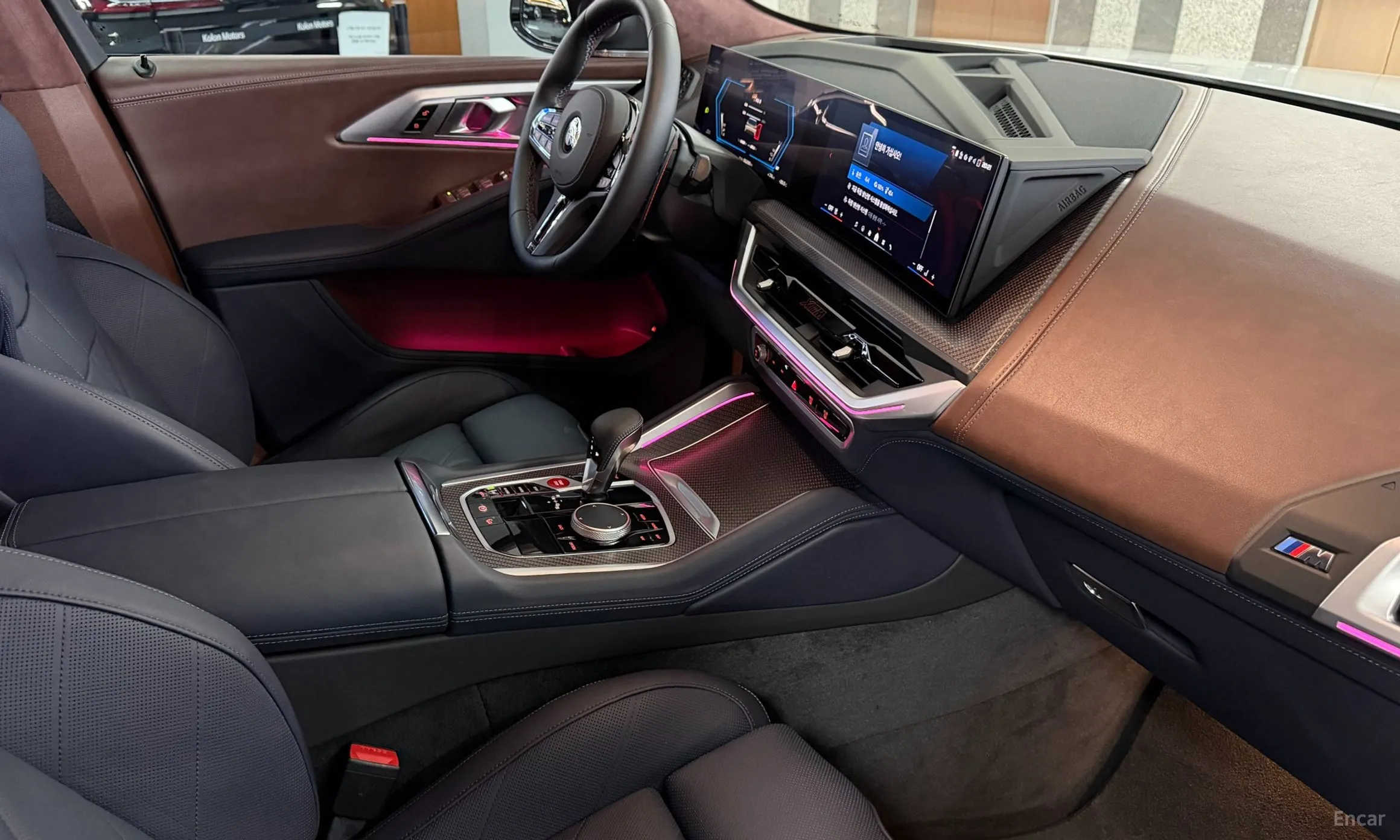 BMW XM (G09) превью 16