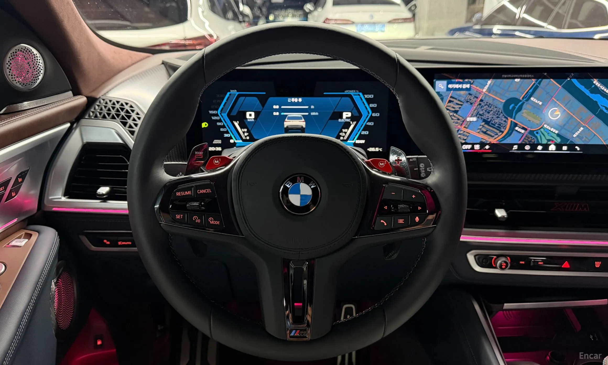 BMW XM (G09) превью 17