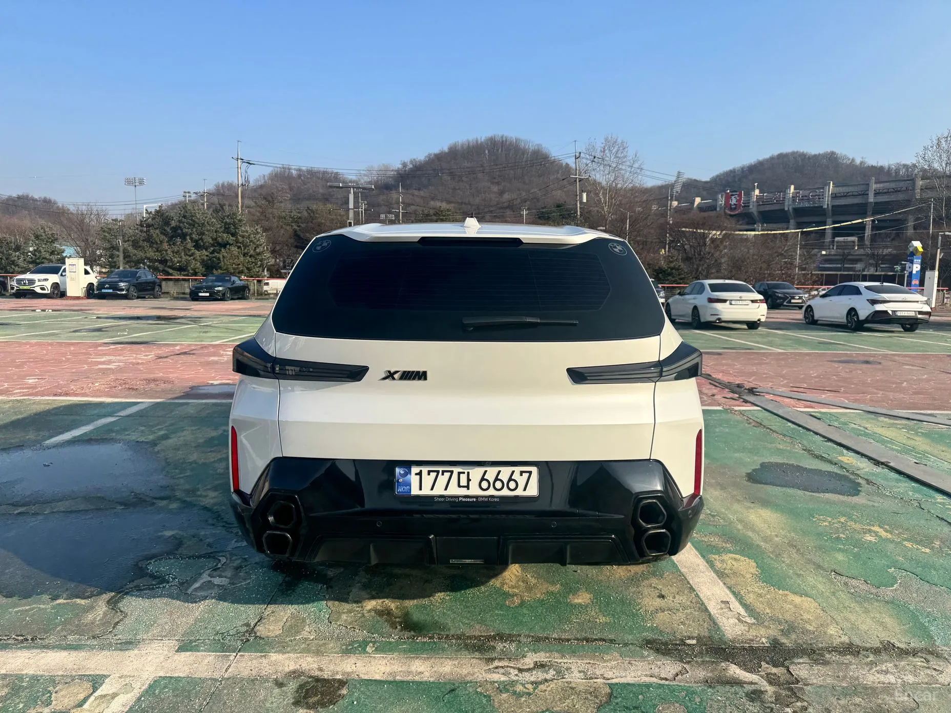 BMW XM (G09) превью 4