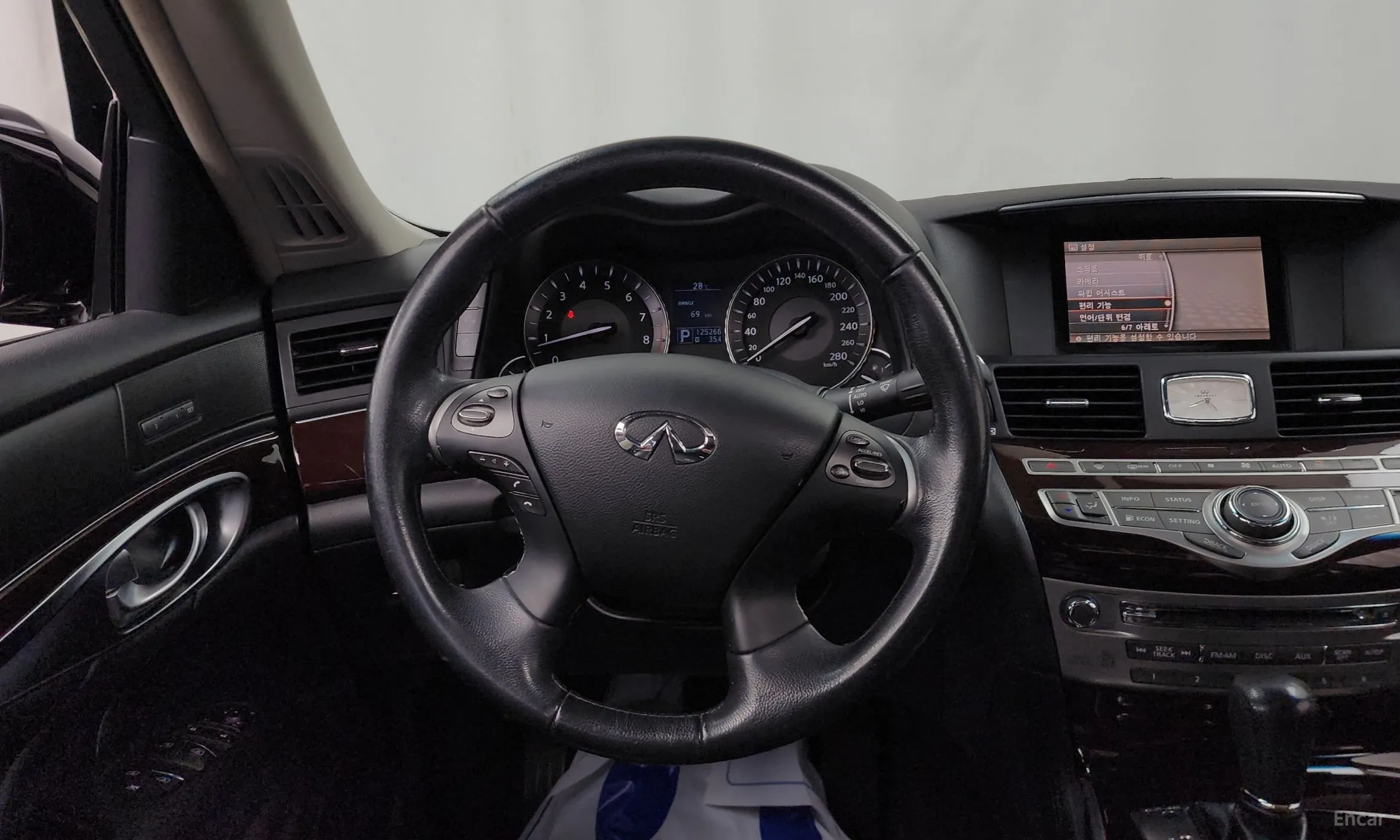 Infiniti M37 превью 13