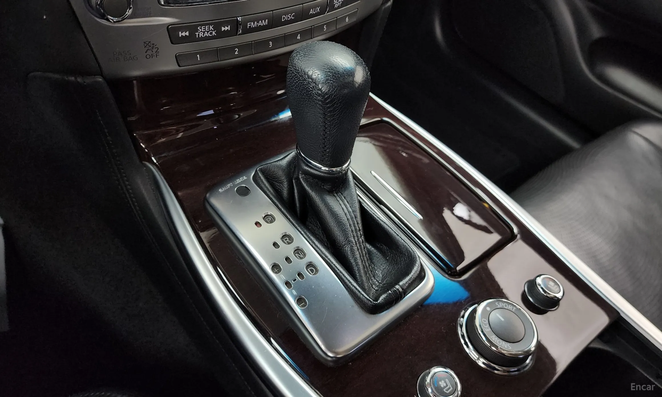 Infiniti M37 превью 9