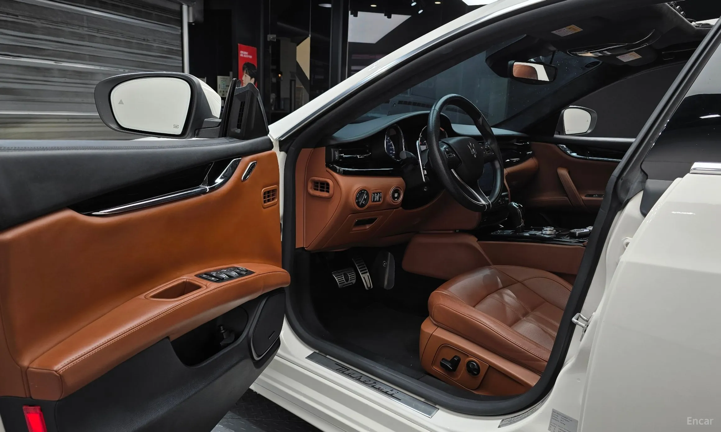 Maserati Quattroporte превью 10