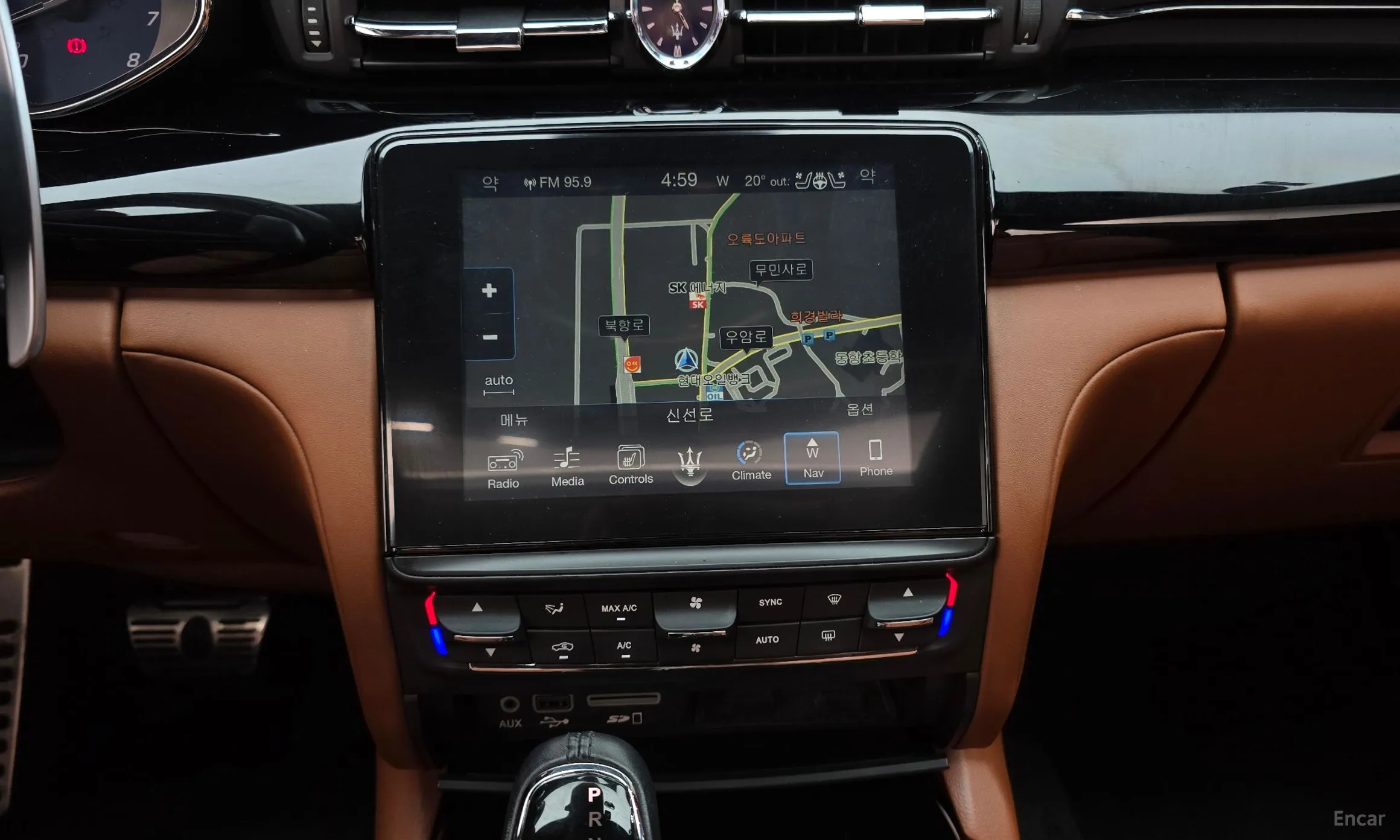 Maserati Quattroporte превью 15