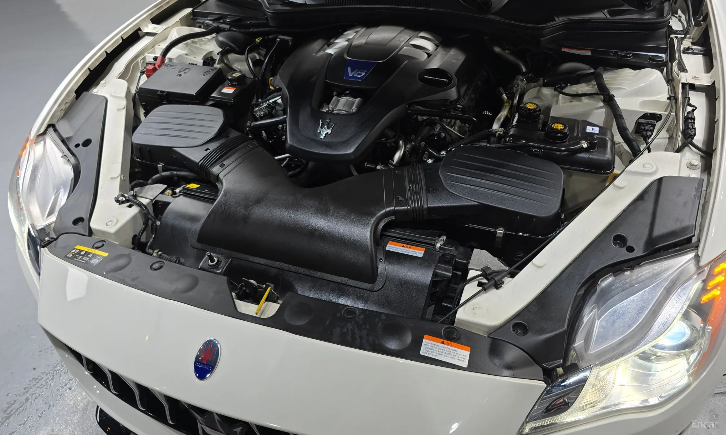 Maserati Quattroporte превью 6