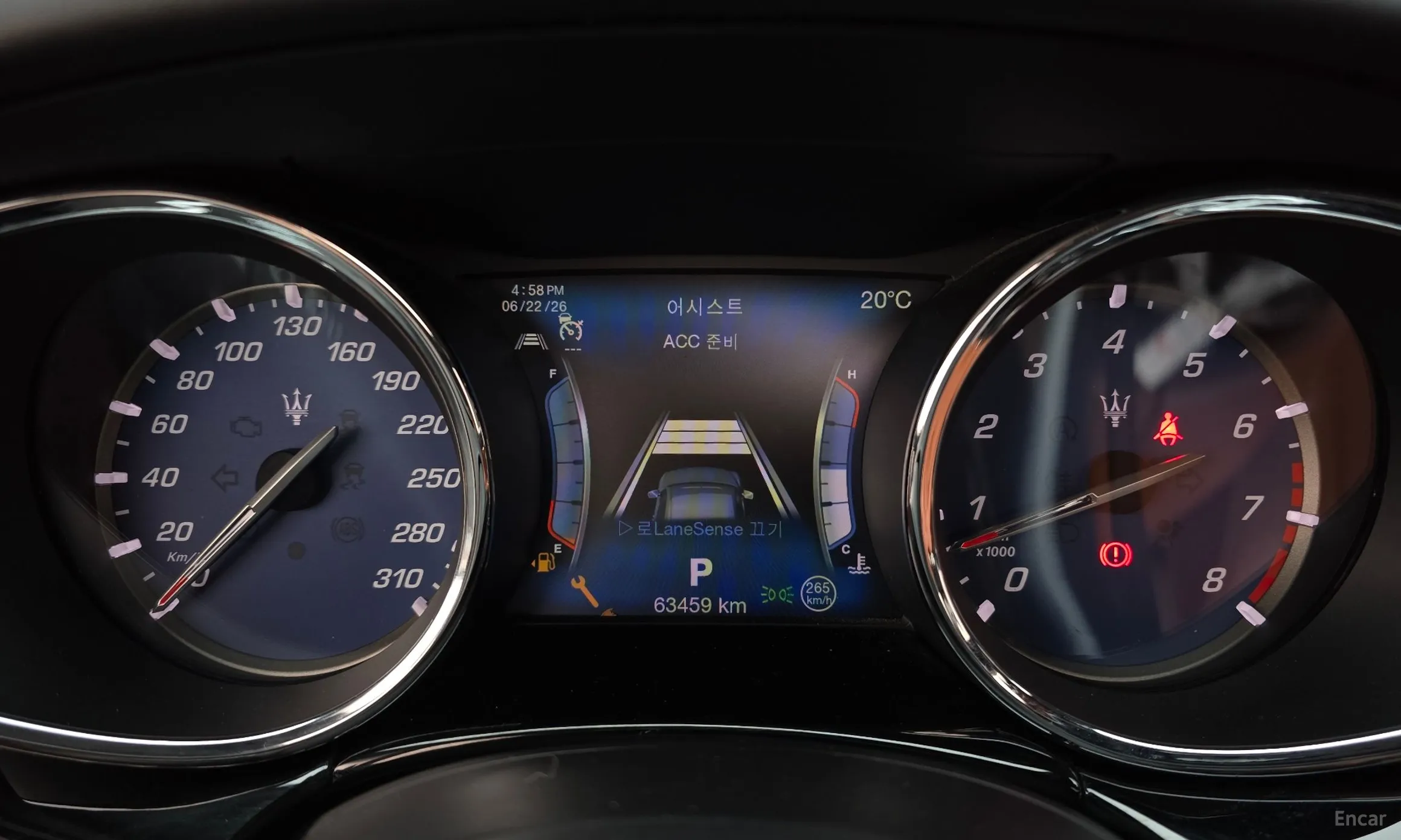 Maserati Quattroporte превью 8