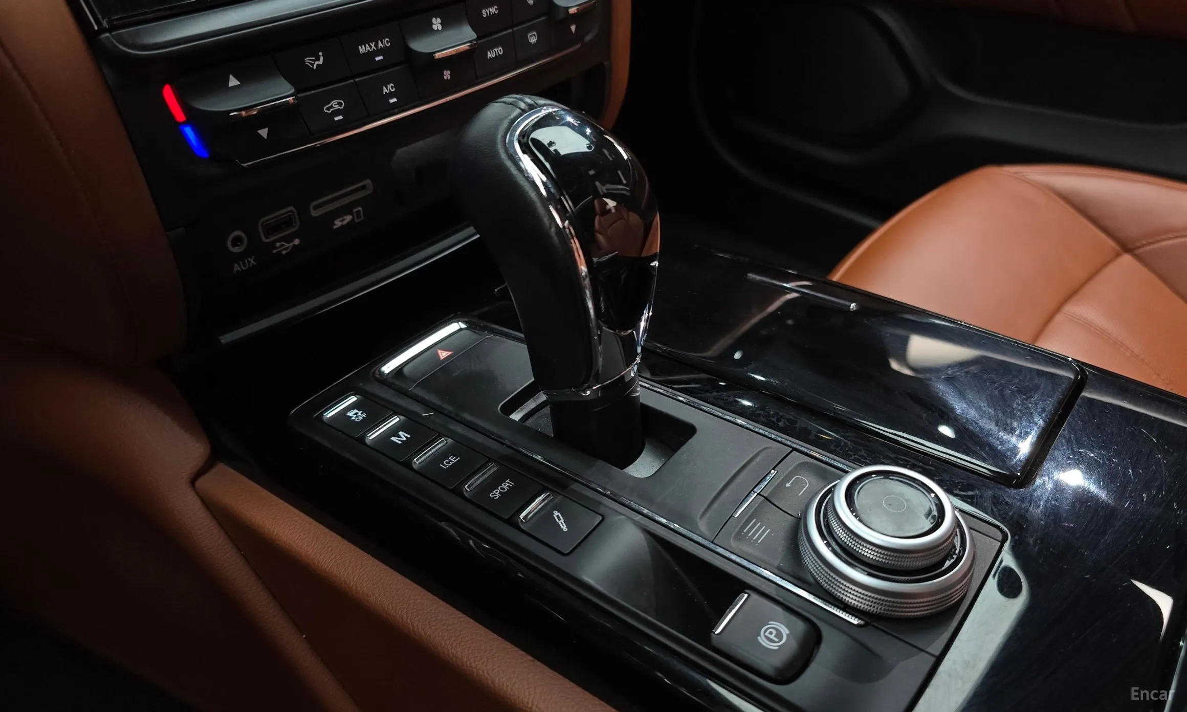 Maserati Quattroporte превью 9