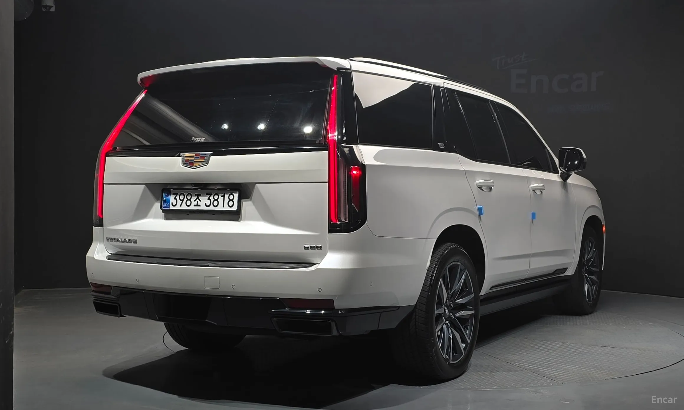 Cadillac Escalade 5th Generation