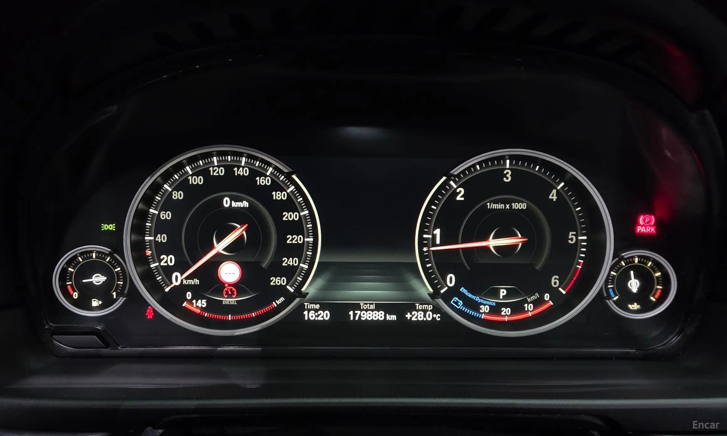 BMW 5 Series (F10) превью 8