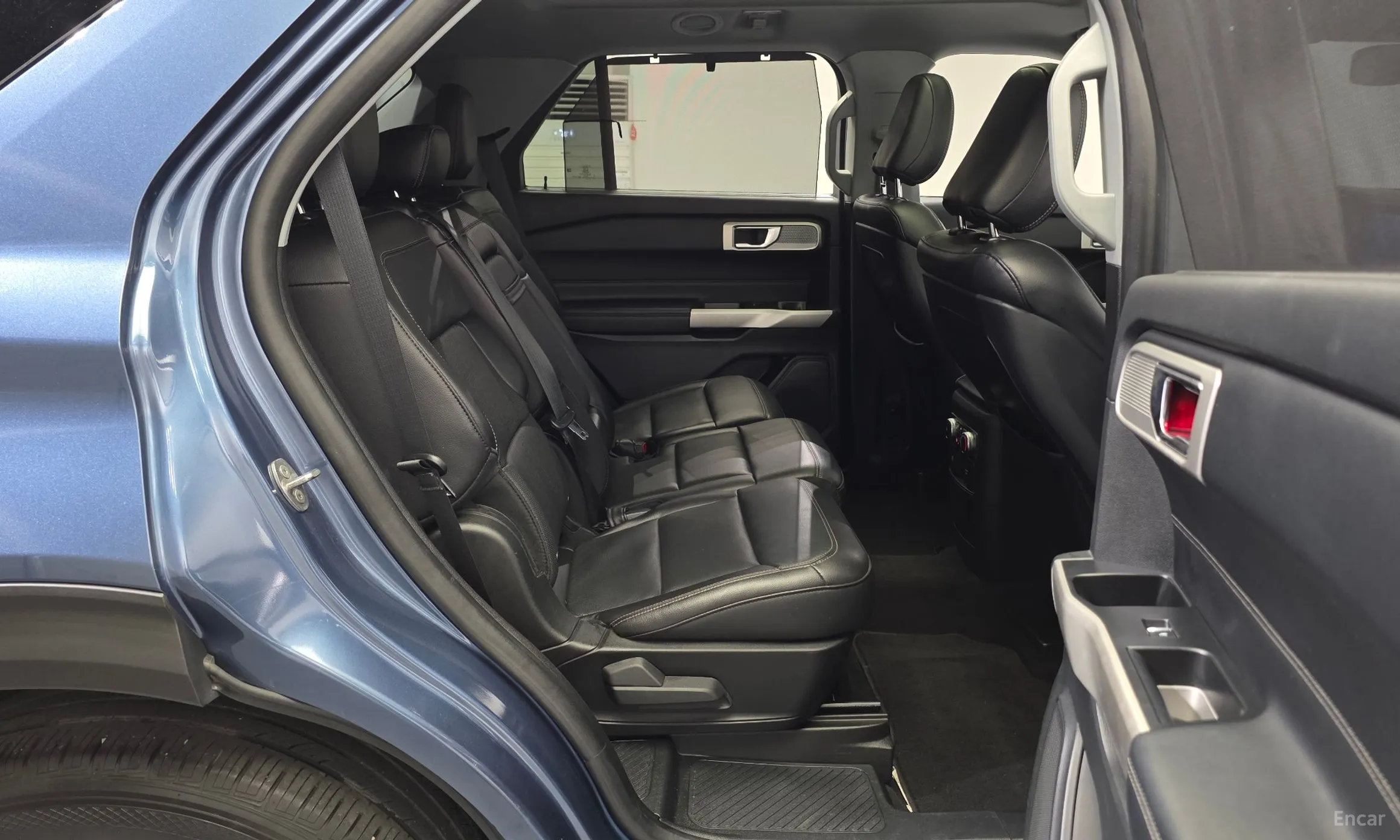 Ford Explorer 6th Generation превью 11