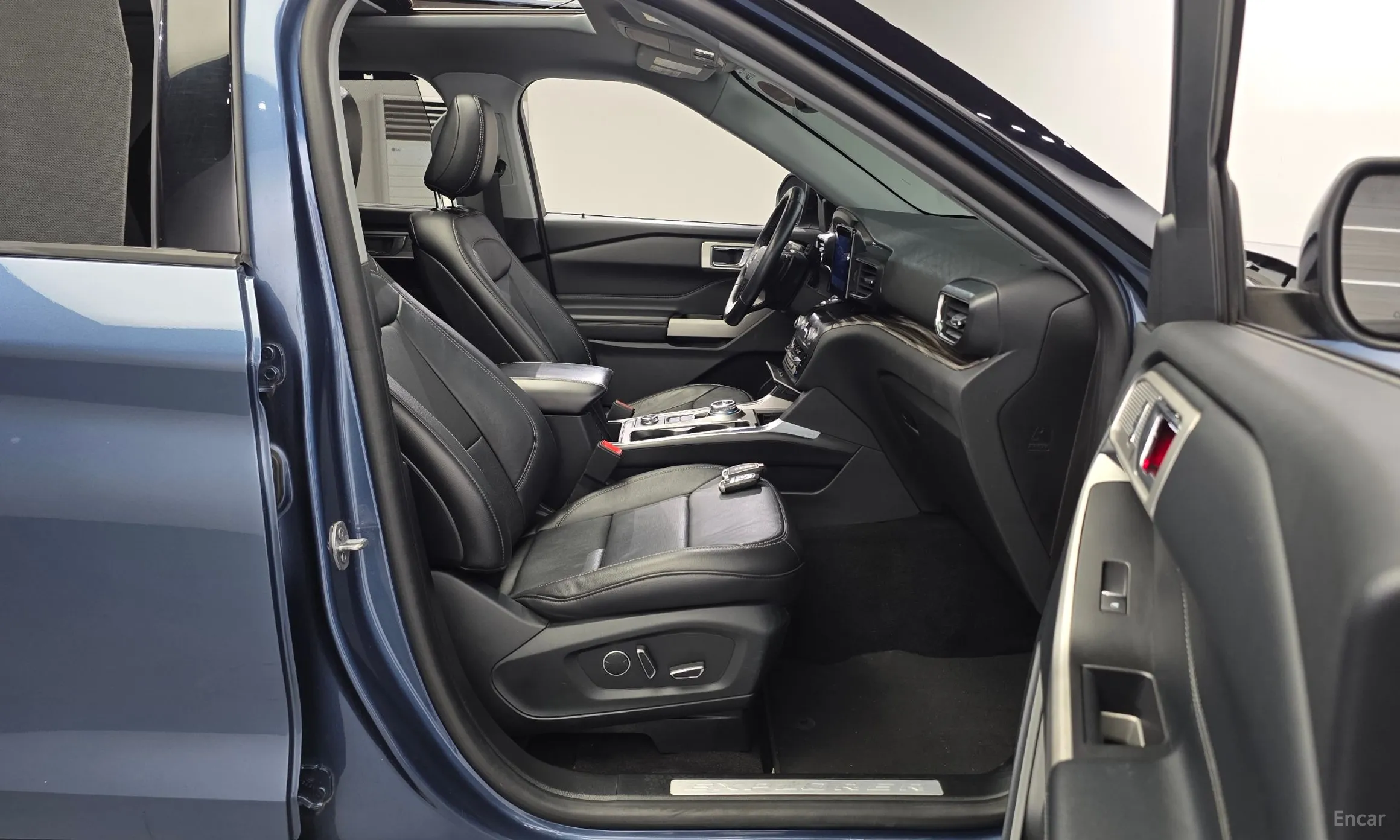 Ford Explorer 6th Generation превью 12