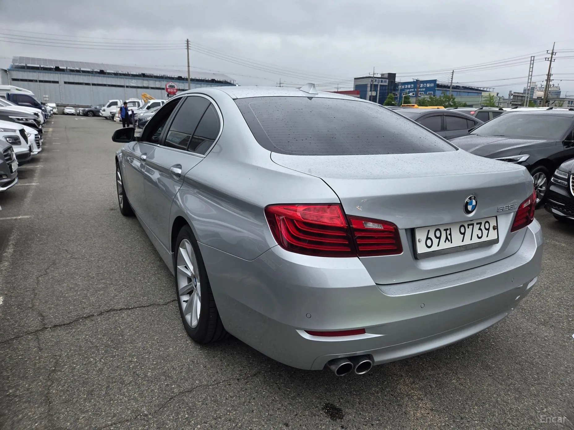 BMW 5 Series (F10) превью 5