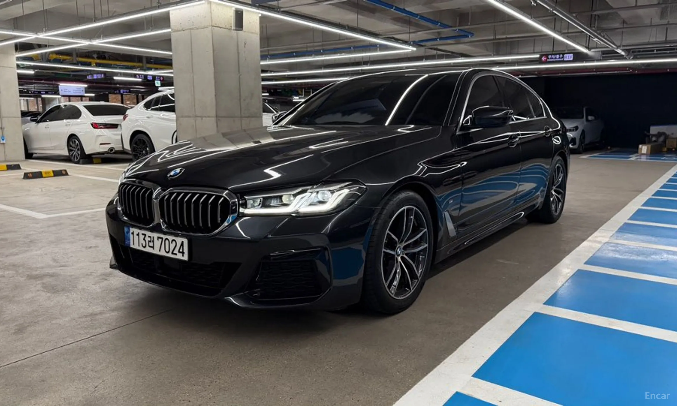 BMW 5 Series (G30)