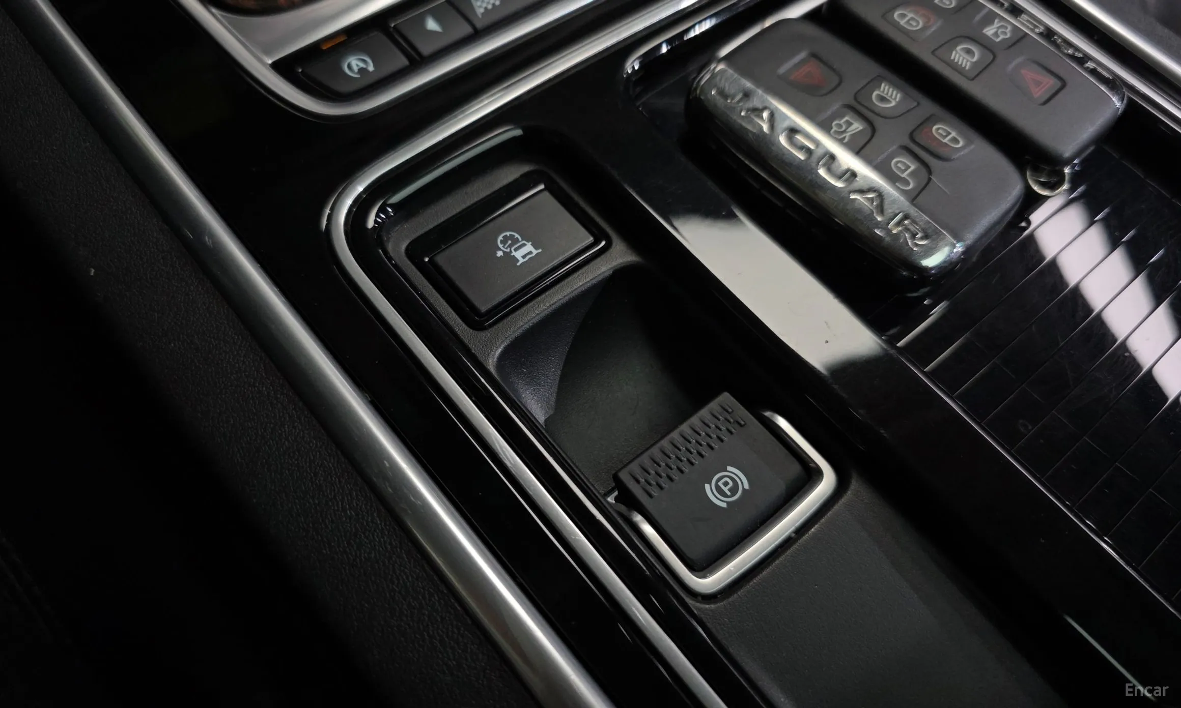 Jaguar XF (x260) превью 17