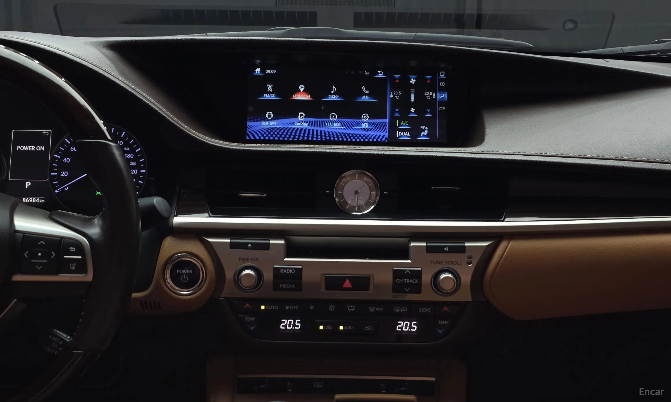 Lexus New ES300h превью 14