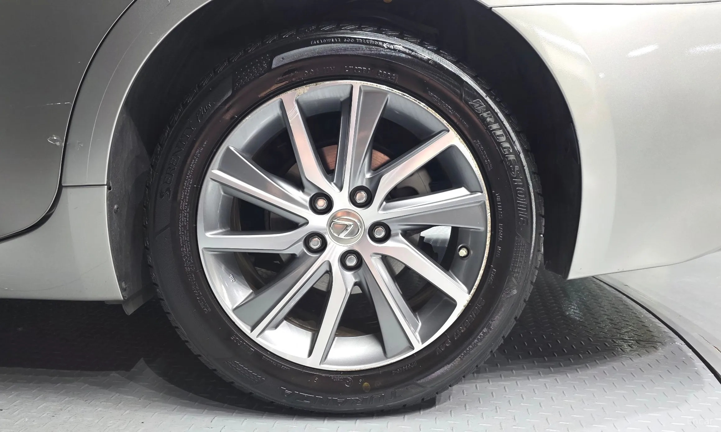 Lexus New ES300h превью 5