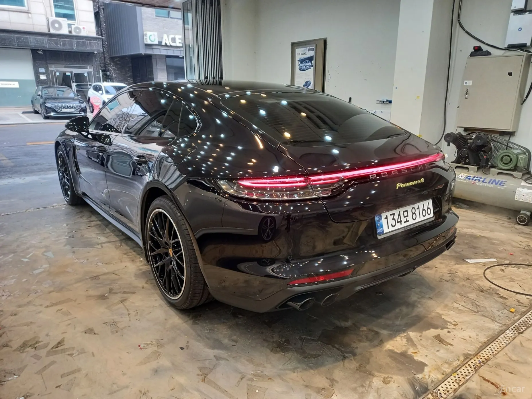 Porsche Panamera (971) превью 4