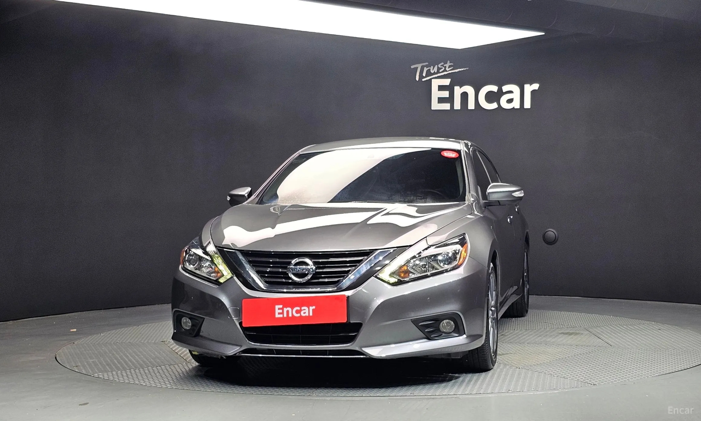 Nissan Altima превью 3