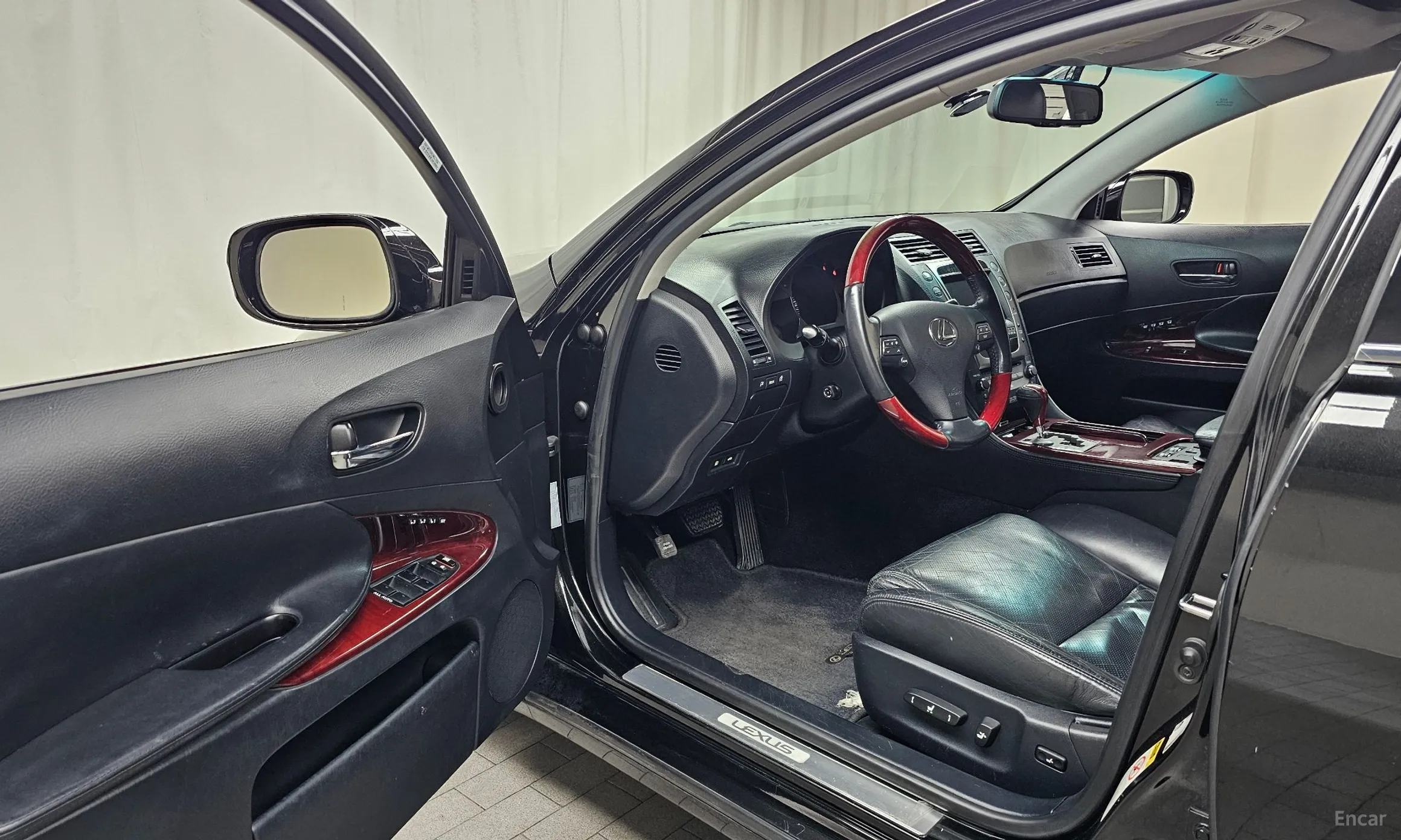 Lexus GS350 превью 10