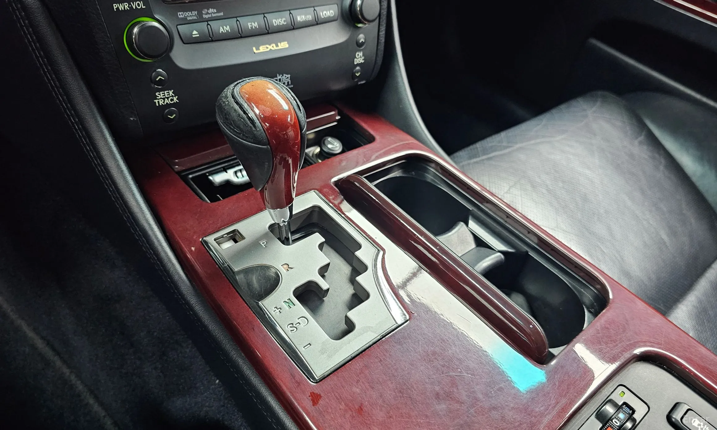 Lexus GS350 превью 9