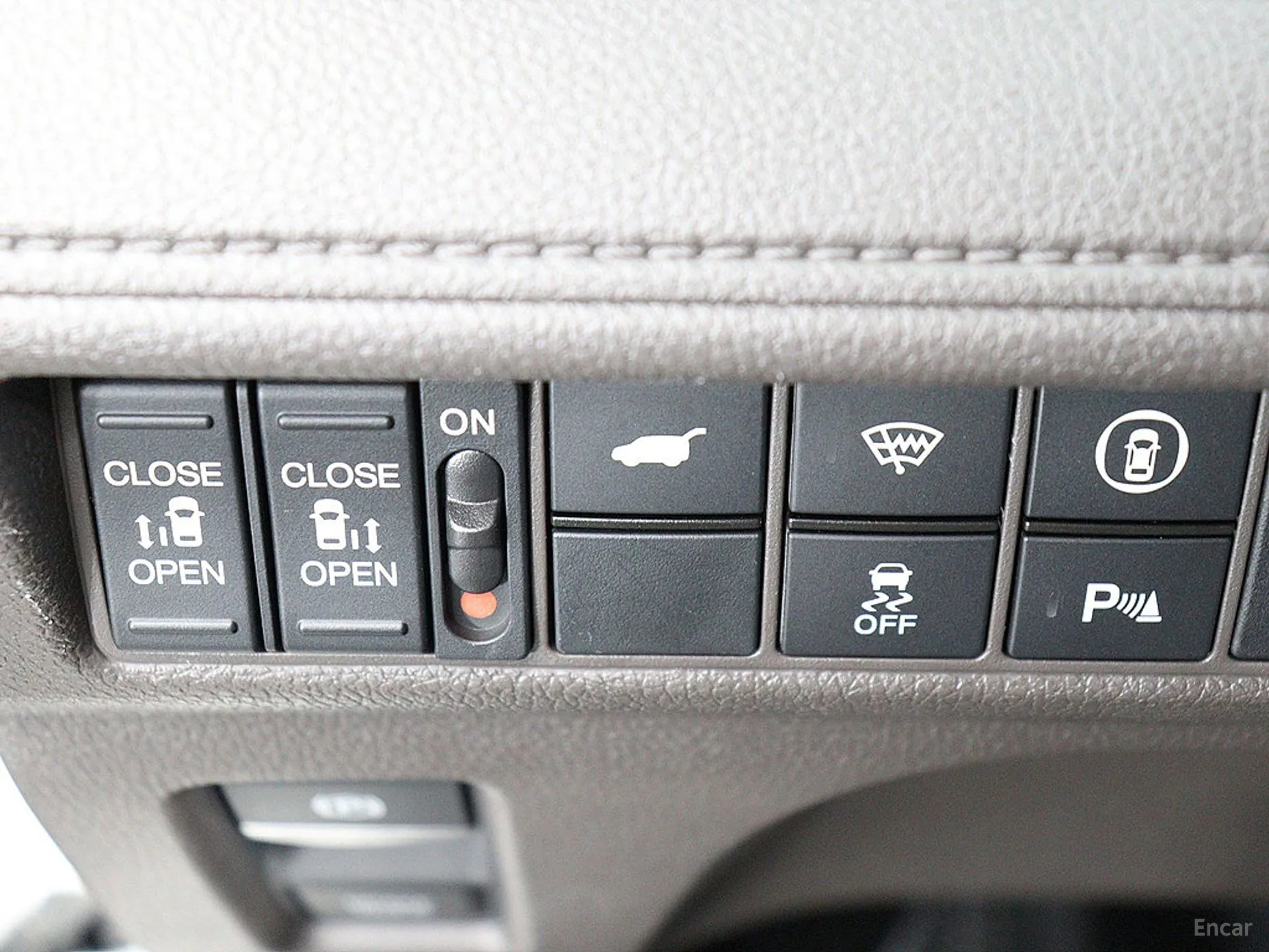 Honda Odyssey превью 13