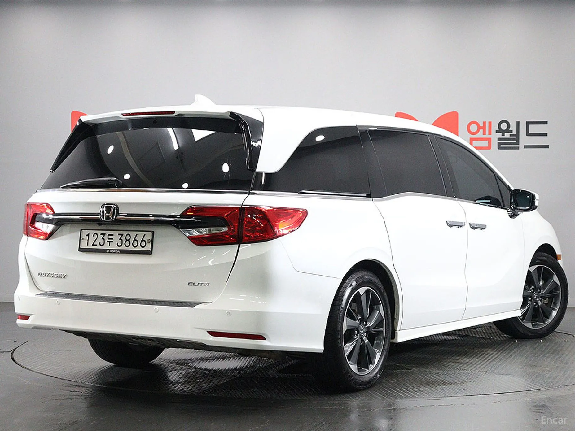Honda Odyssey превью 4