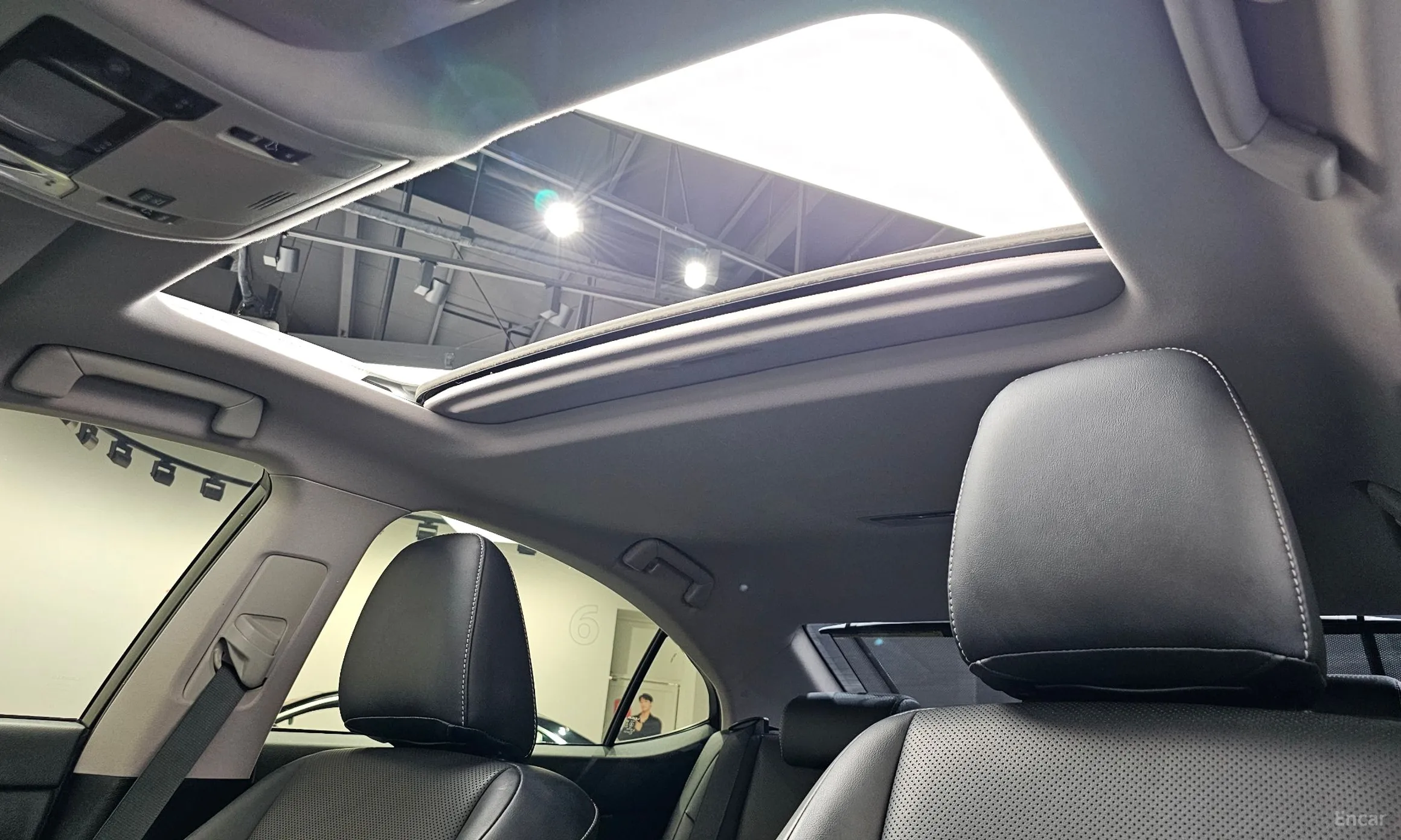 Lexus New ES300h превью 17