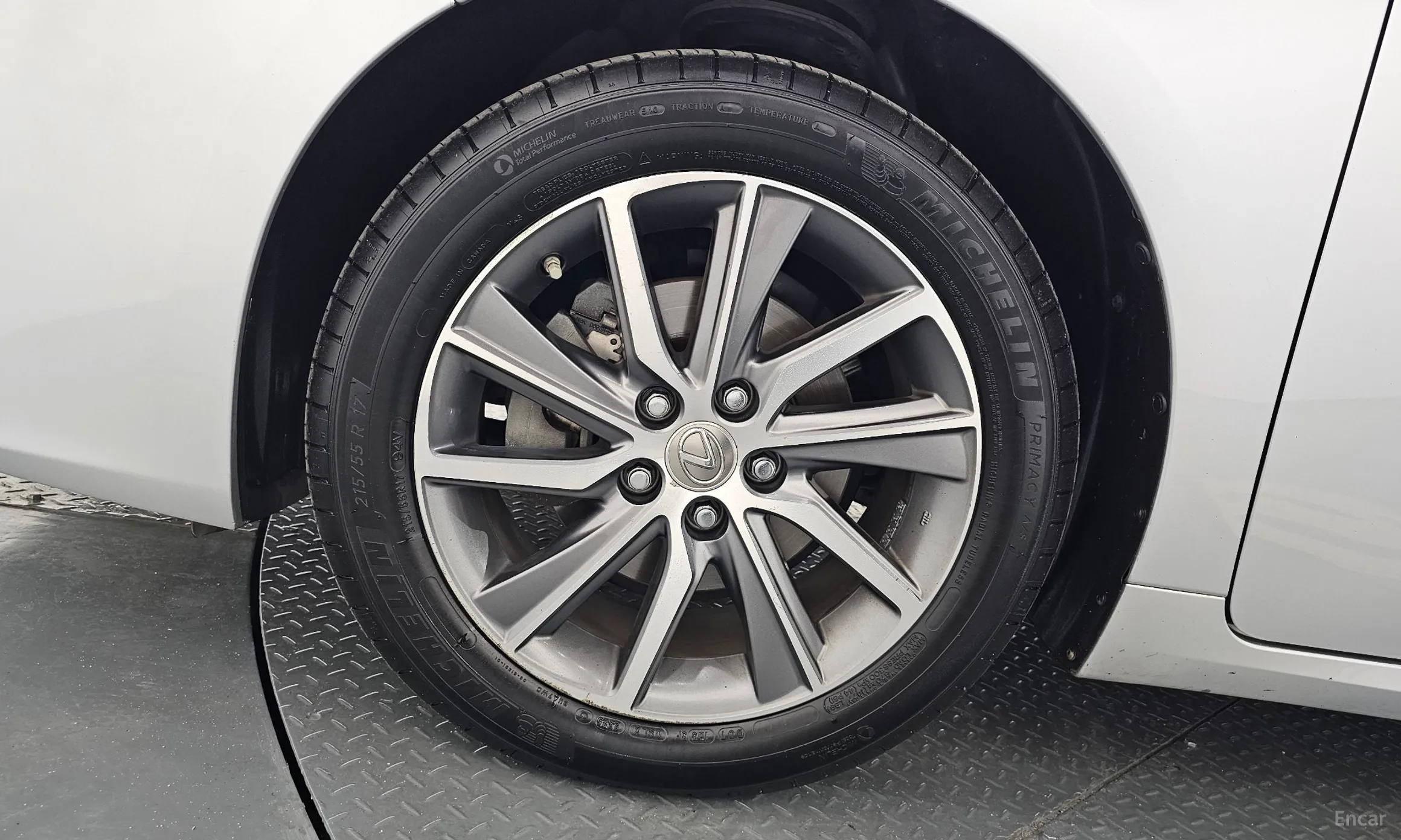 Lexus New ES300h превью 5
