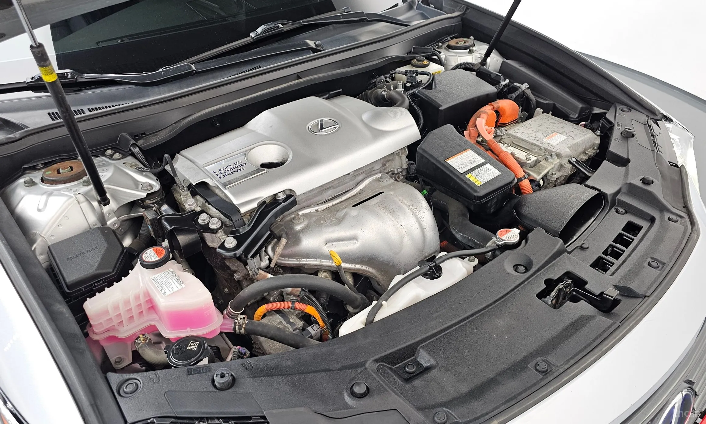 Lexus New ES300h превью 6