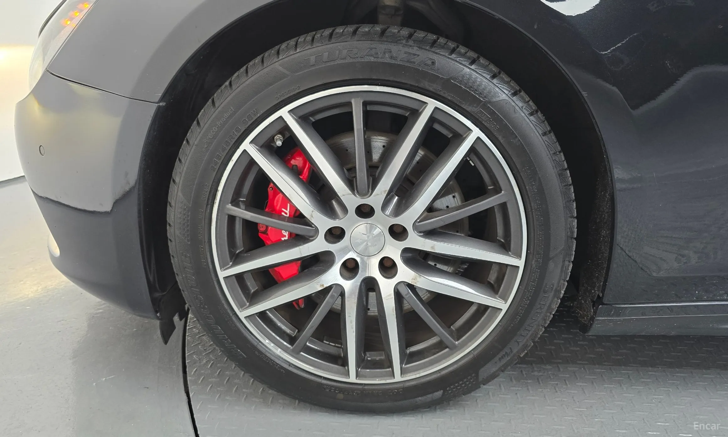 Maserati Ghibli превью 5