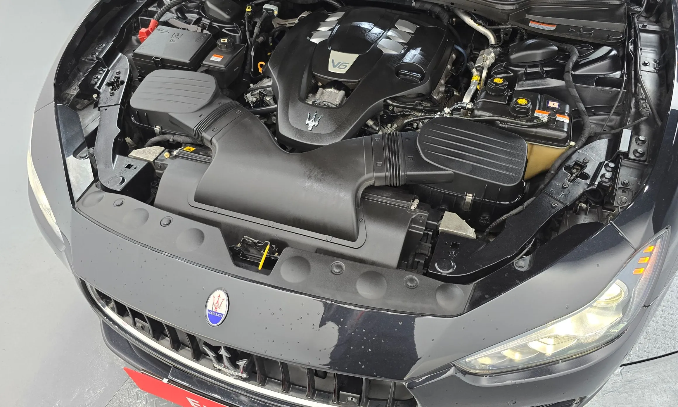 Maserati Ghibli превью 6