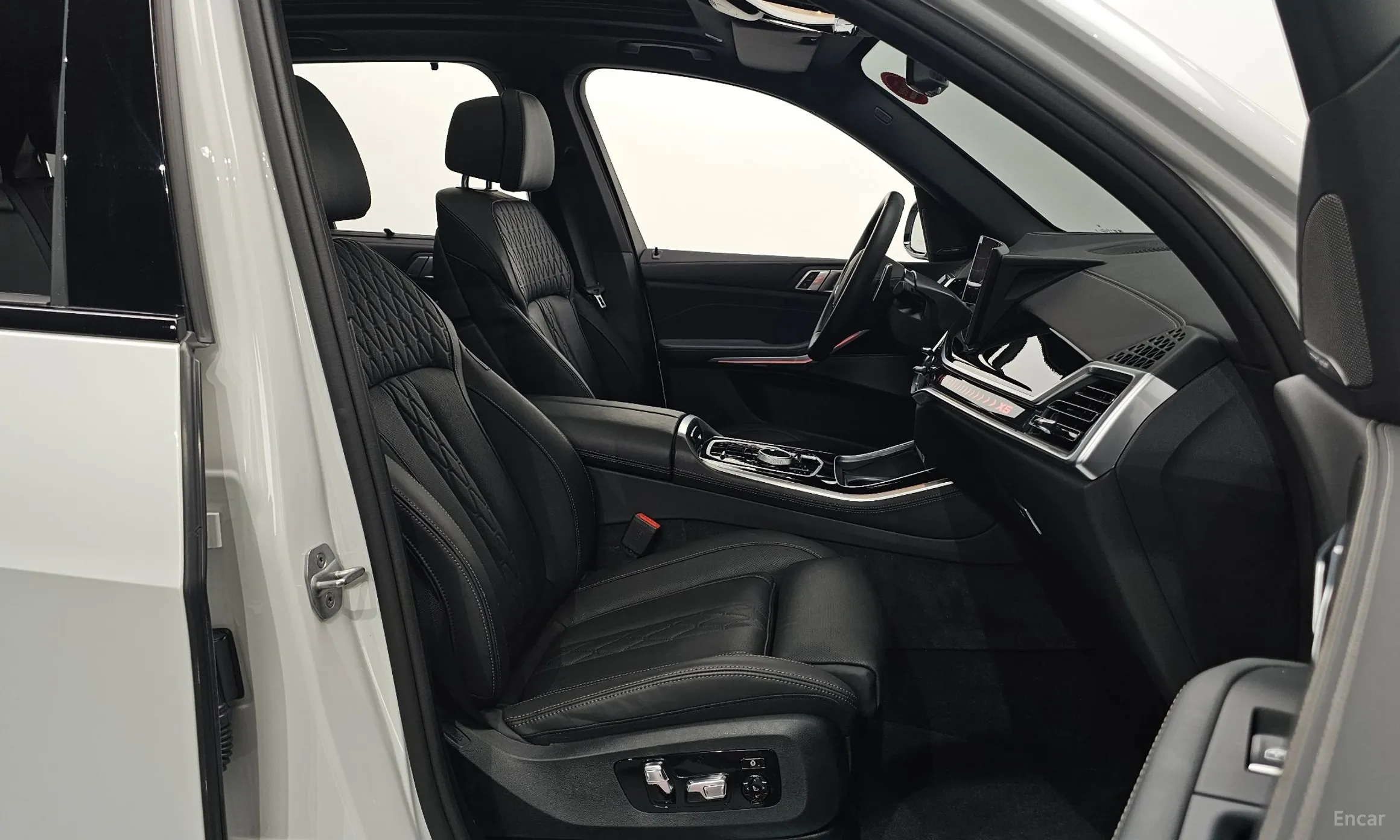 BMW X5 (G05) превью 10