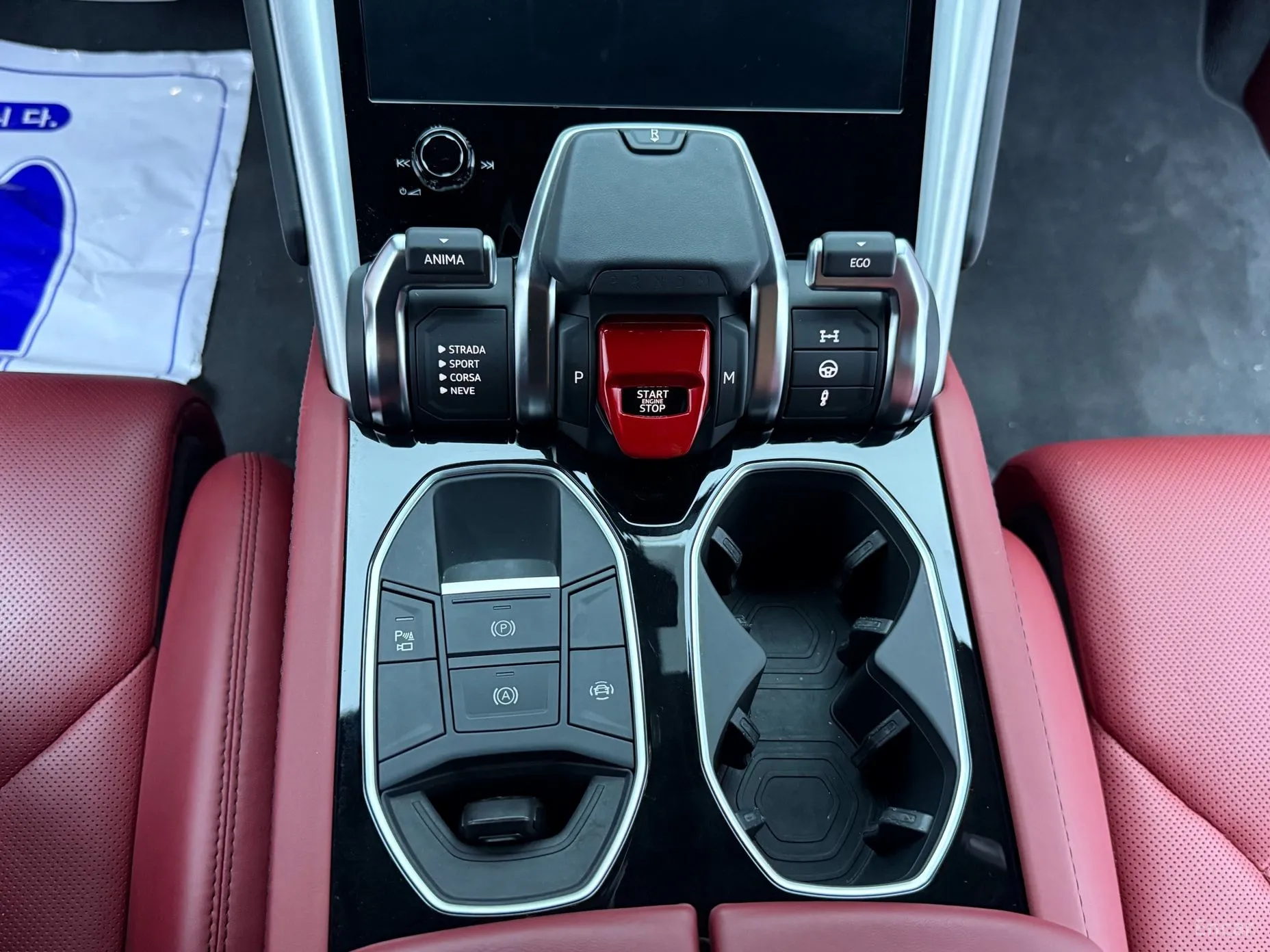 Lamborghini Urus превью 17