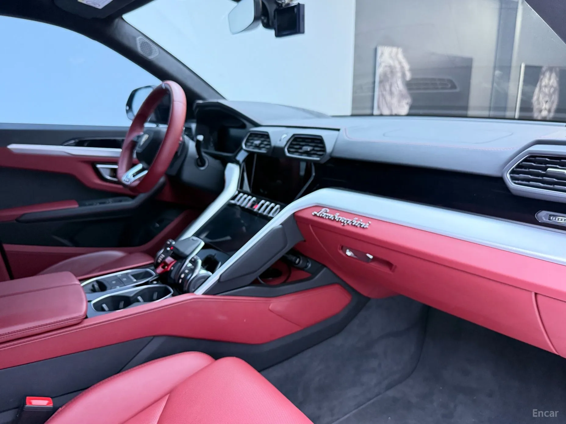 Lamborghini Urus превью 19
