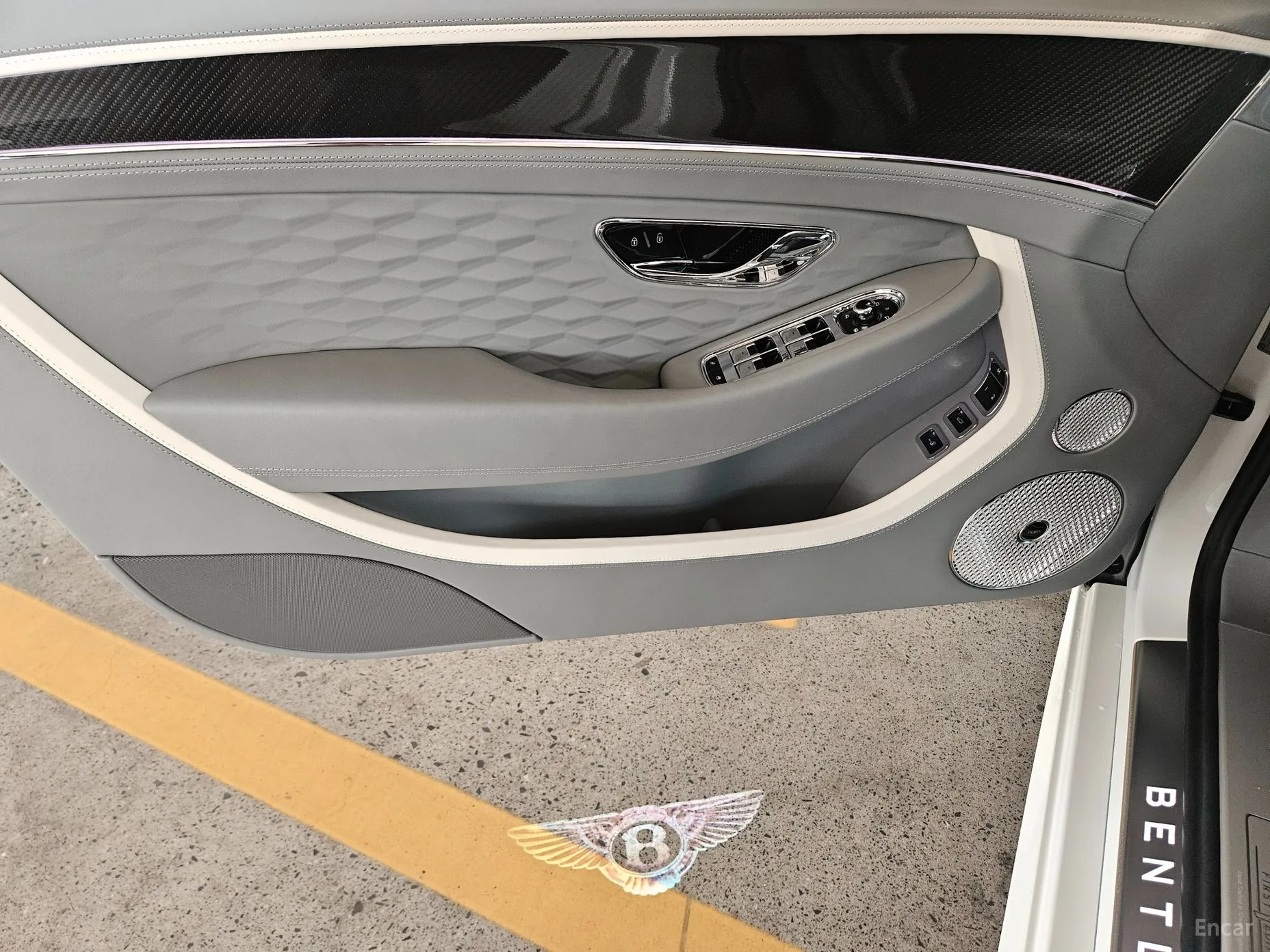 Bentley Continental GT 4th Generation превью 11
