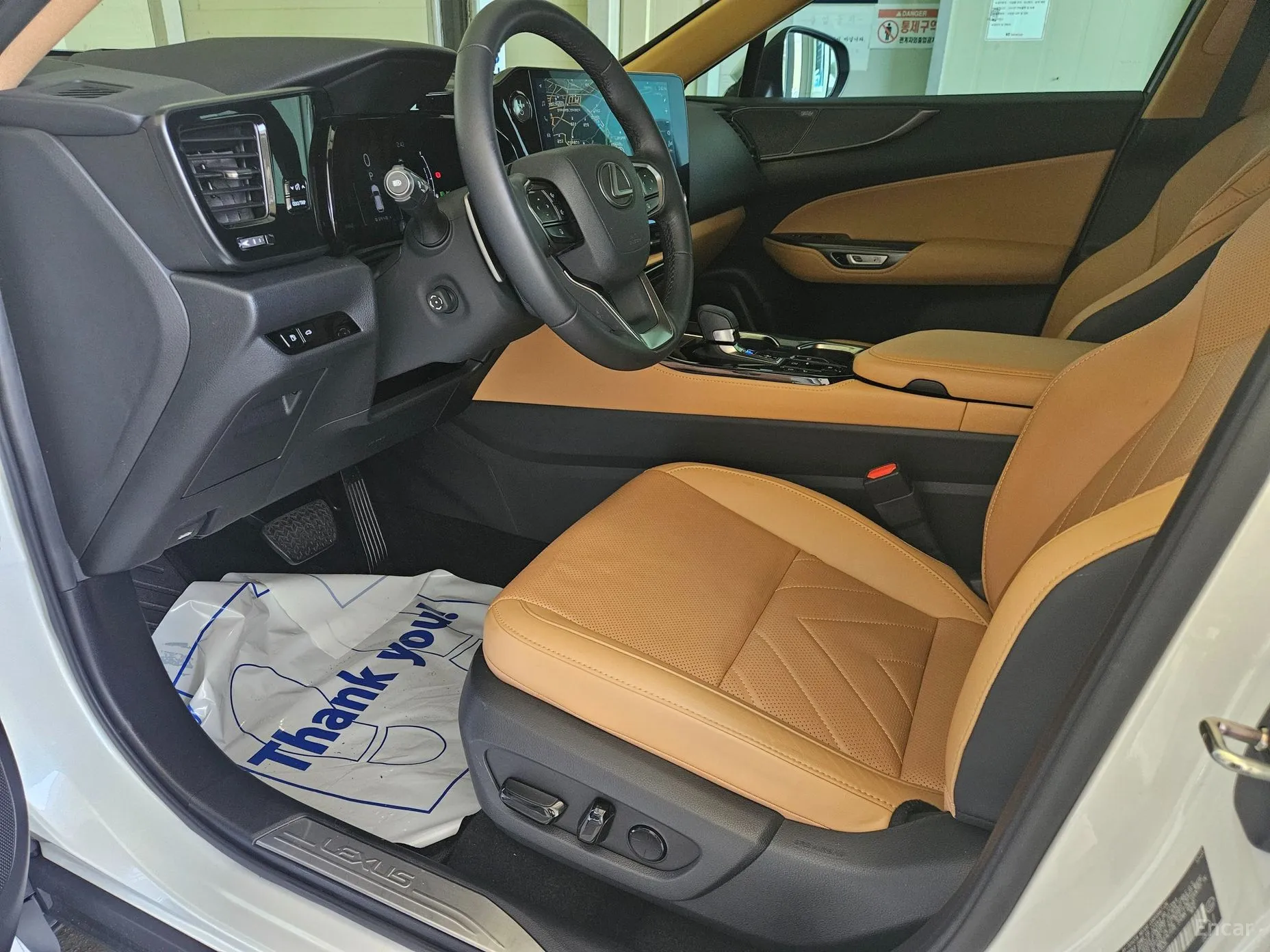 Lexus NX350h Gen 2 превью 10