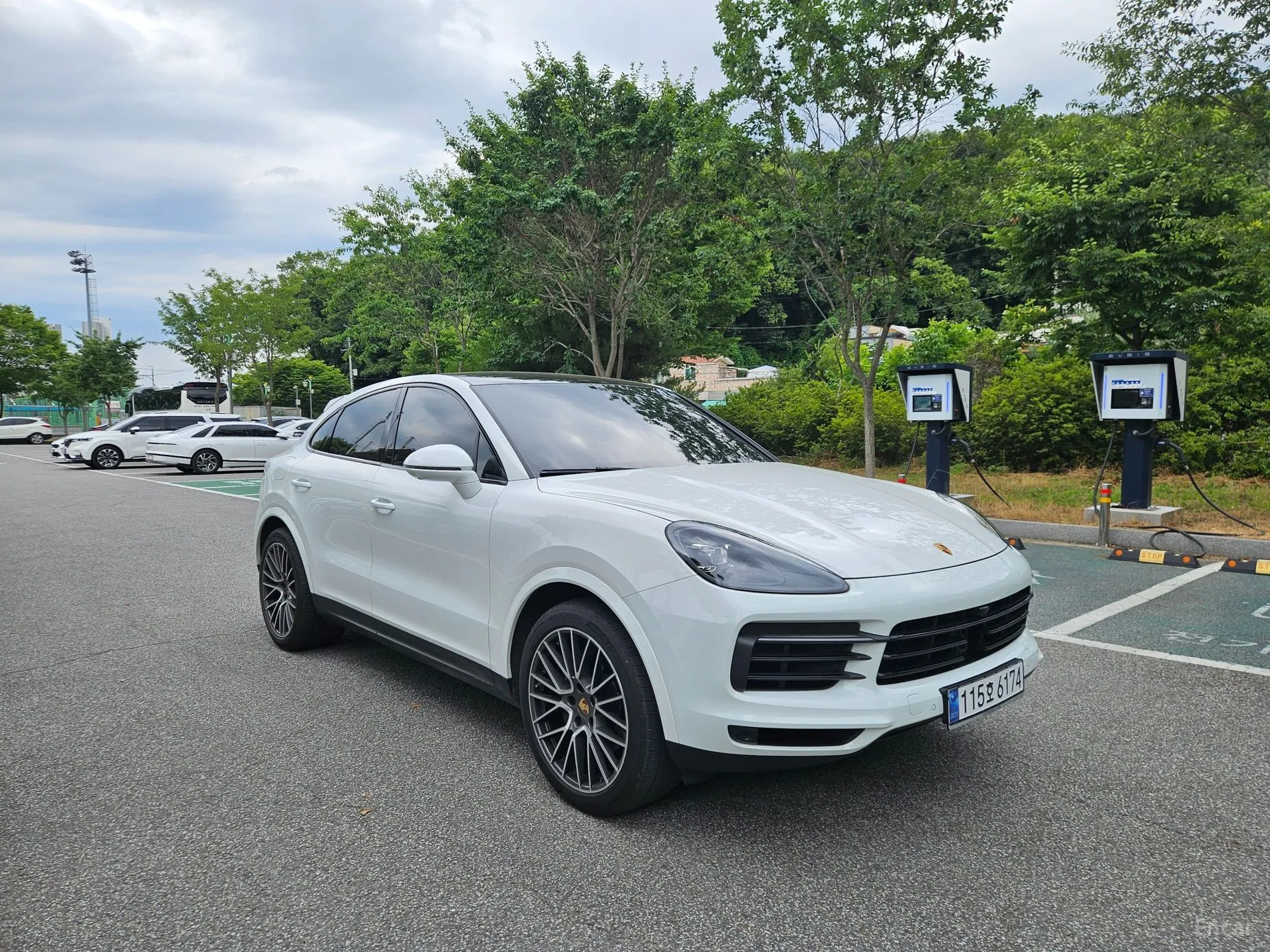 Porsche Cayenne (PO536) превью 3
